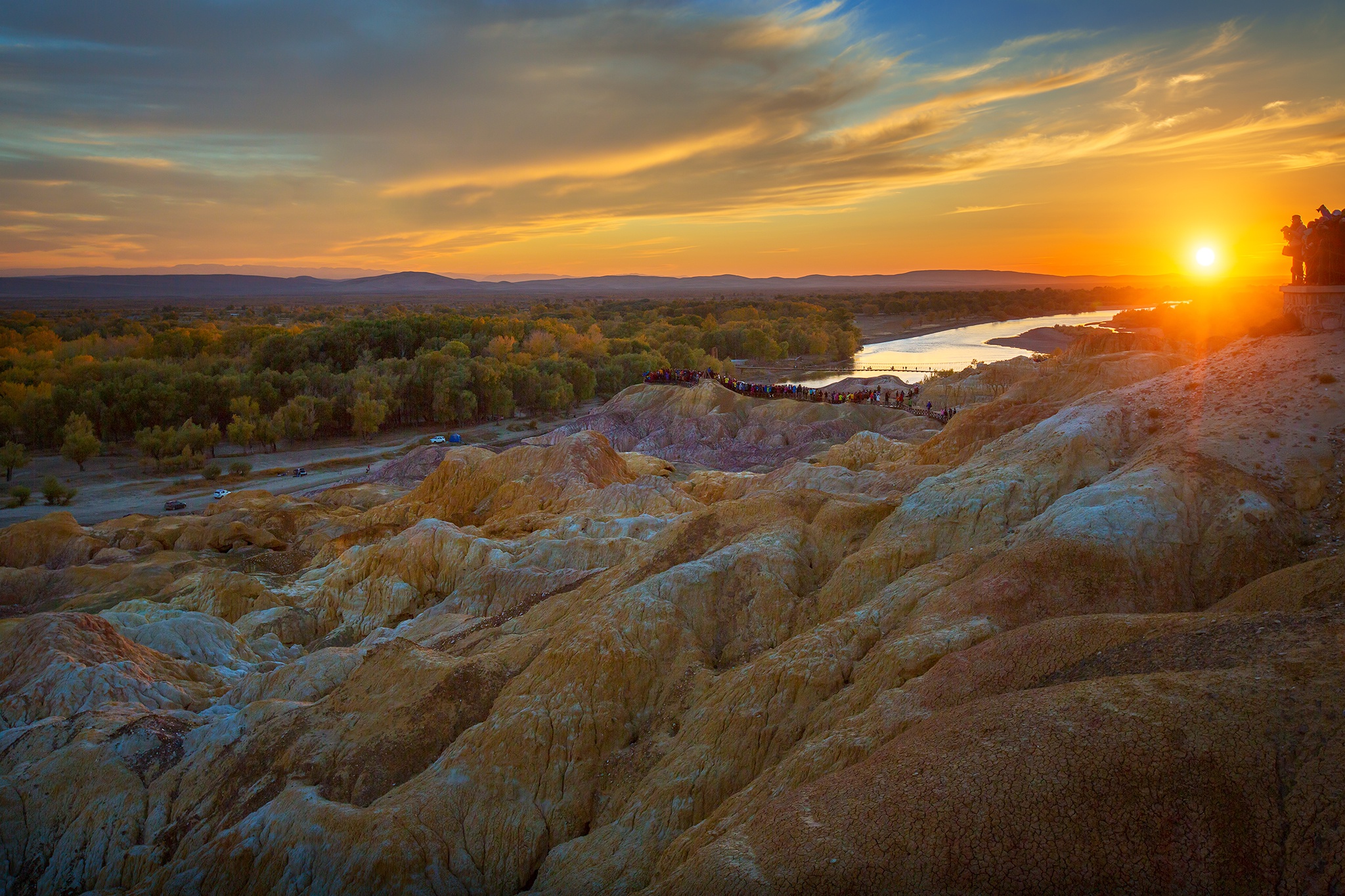 Handy-Wallpaper Landschaft, Berg, Fluss, Fotografie, Sonnenuntergang kostenlos herunterladen.