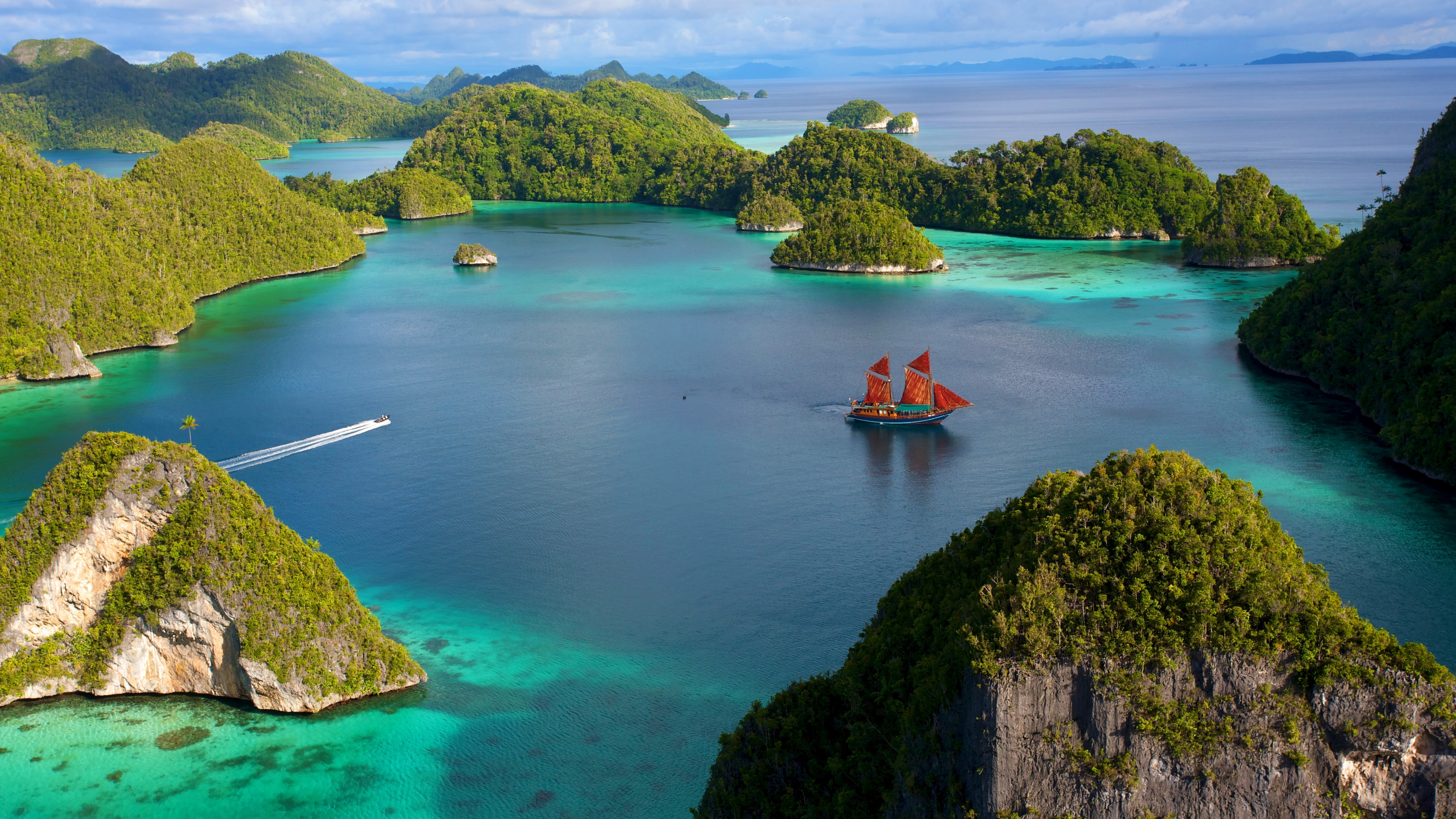 Скачать картинку Океан, Лодка, Индонезия, Фотографии в телефон бесплатно.