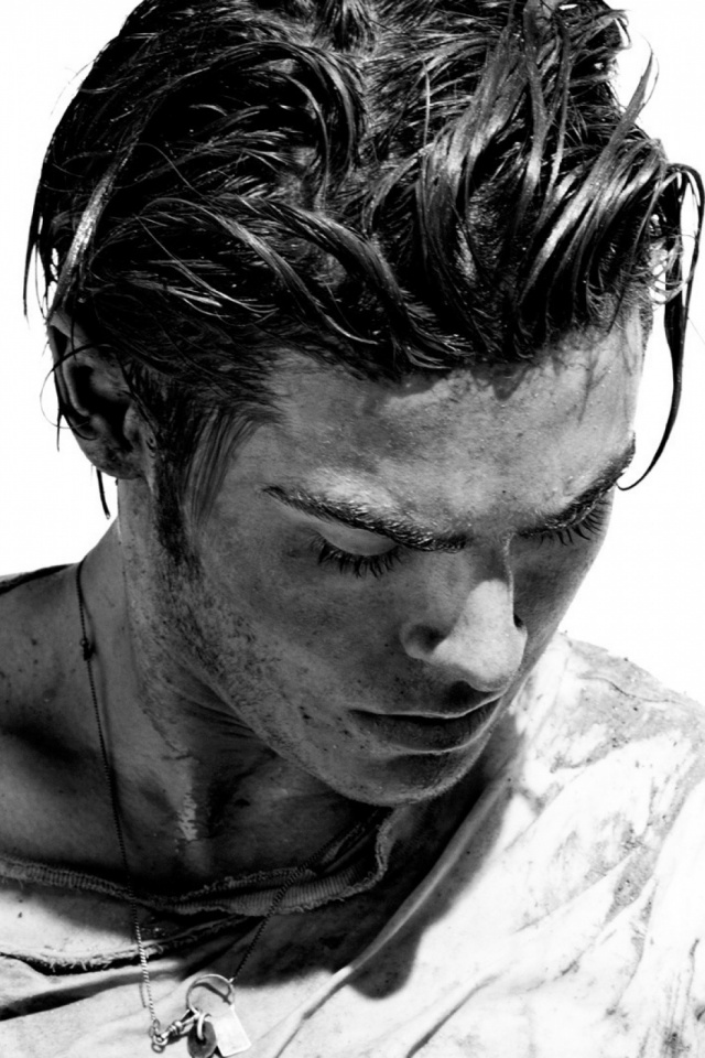 Download mobile wallpaper Zac Efron, Face, Celebrity, Black & White, Actor for free.