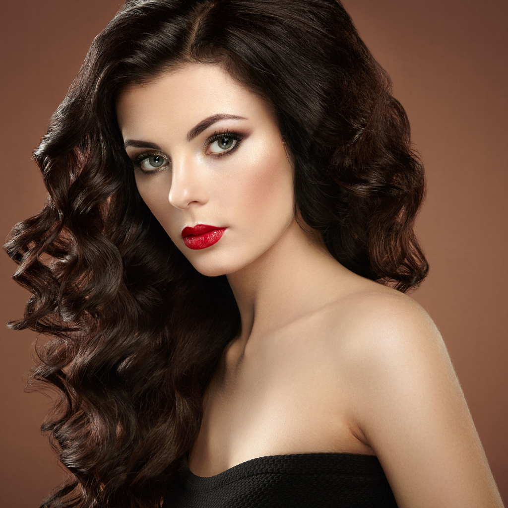 Free download wallpaper Brunette, Model, Women, Curl, Lipstick on your PC desktop