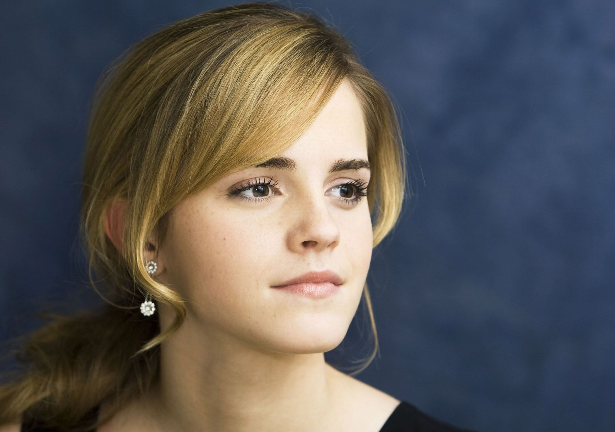 Handy-Wallpaper Berühmtheiten, Emma Watson kostenlos herunterladen.