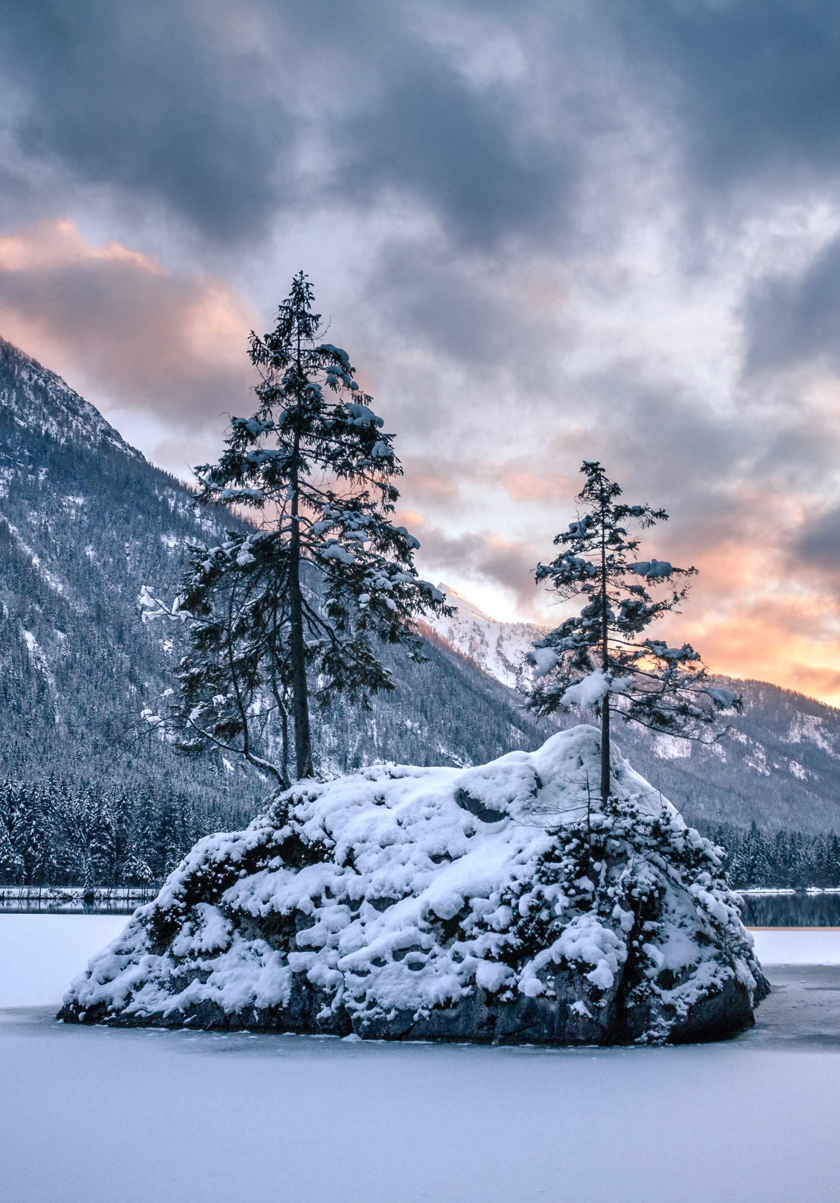 Descarga gratuita de fondo de pantalla para móvil de Invierno, Nieve, Montaña, Árbol, Alpes, Isla, Alemania, Baviera, Tierra/naturaleza.