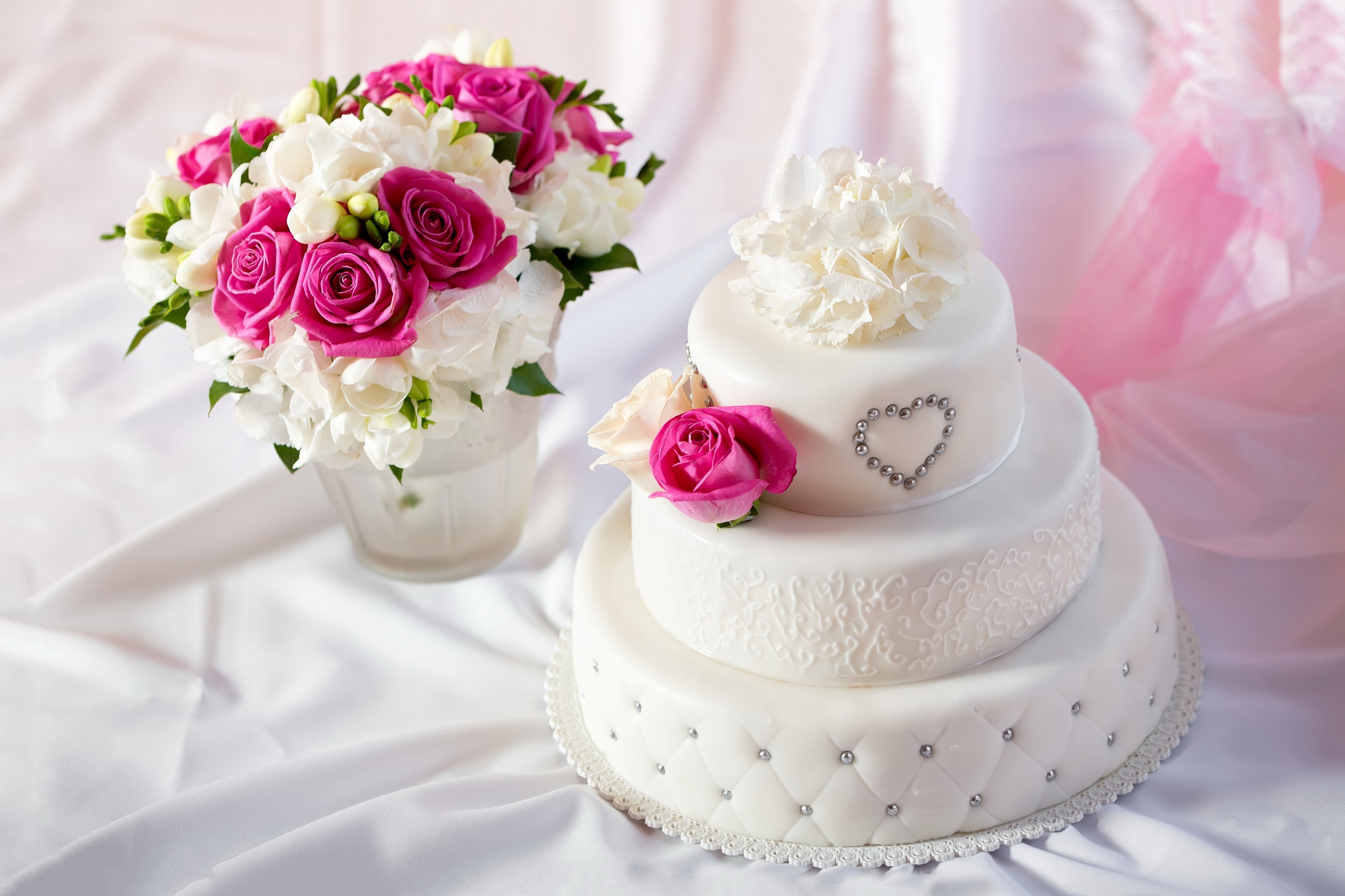 780796 télécharger l'image fleur rose, gâteau de mariage, nourriture, gateau, fleur, pâtisserie, fleur blanche - fonds d'écran et économiseurs d'écran gratuits