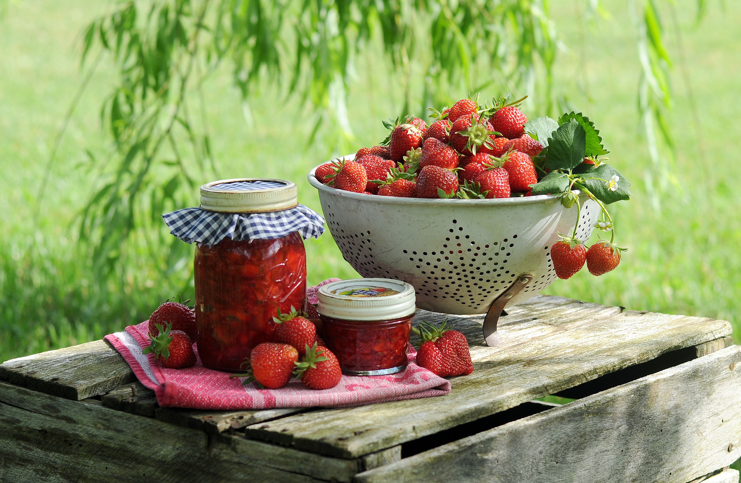 Handy-Wallpaper Erdbeere, Frucht, Marmelade, Nahrungsmittel kostenlos herunterladen.