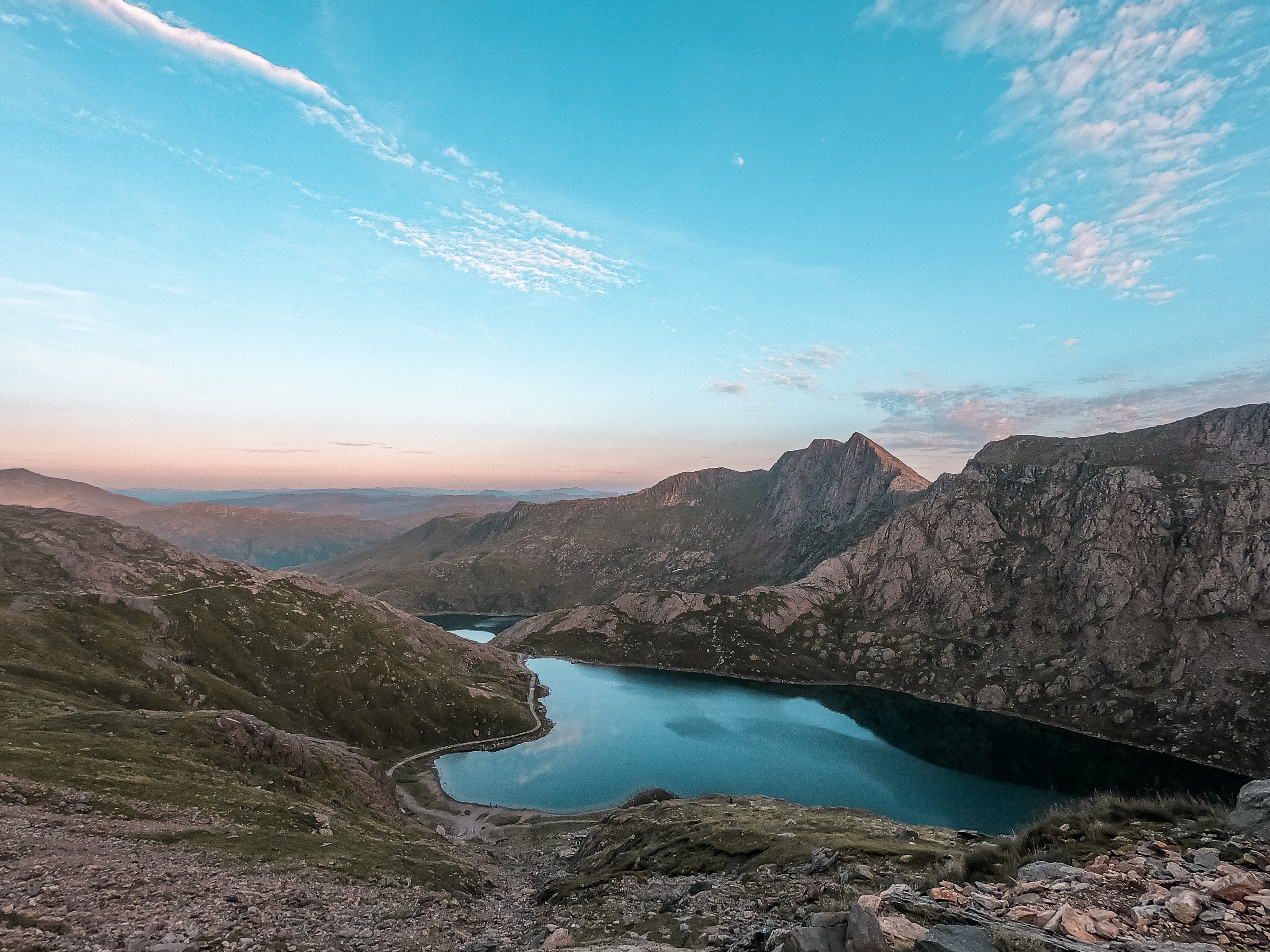PCデスクトップに山脈, 湖, トップス, 頂点, 自然, 風景画像を無料でダウンロード