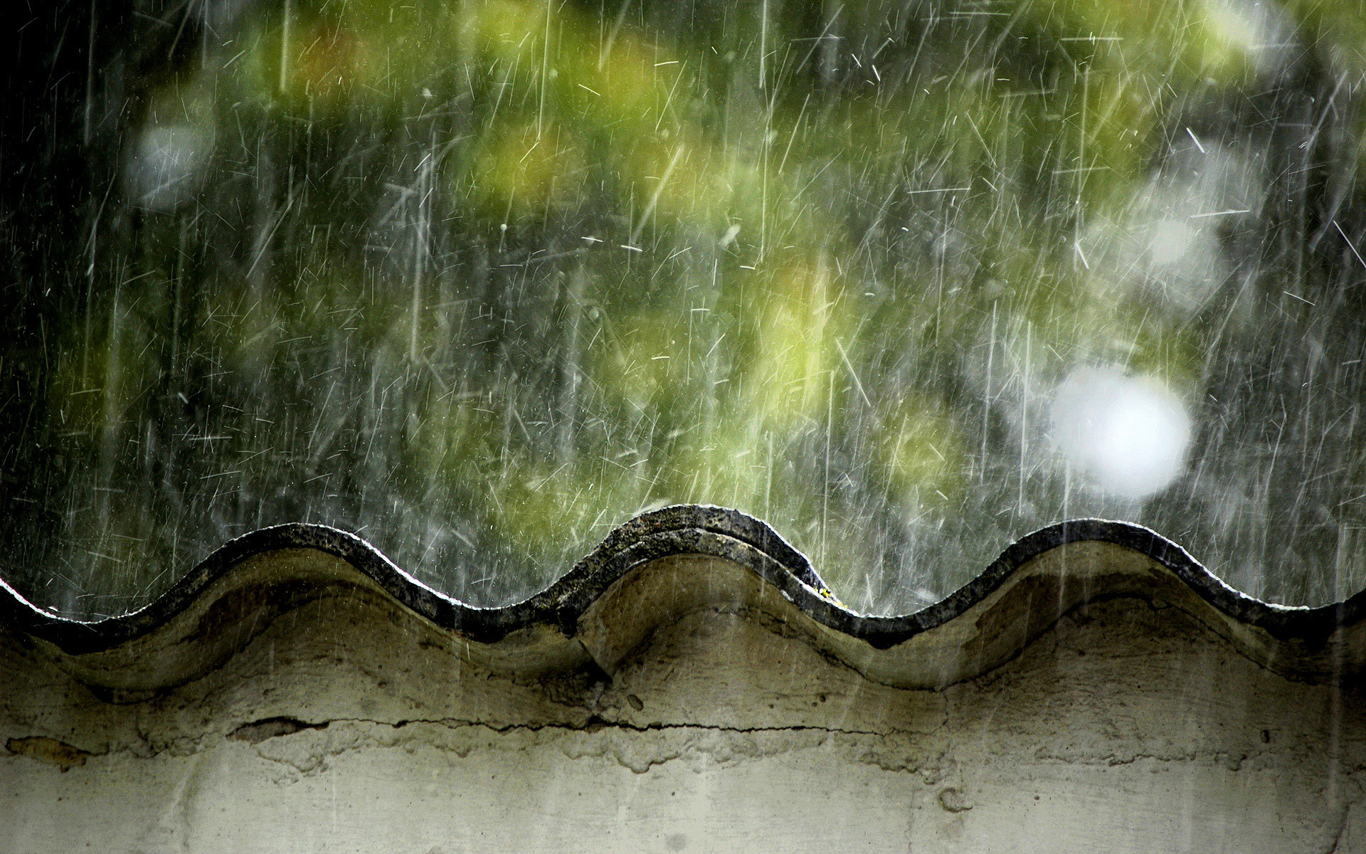 PCデスクトップに雨, 写真撮影画像を無料でダウンロード