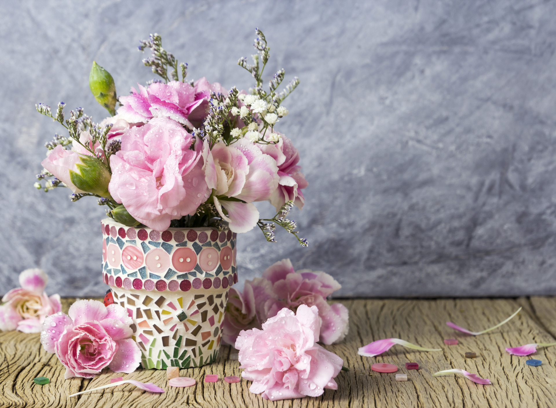 Handy-Wallpaper Blume, Vase, Nelke, Fotografie, Stillleben kostenlos herunterladen.