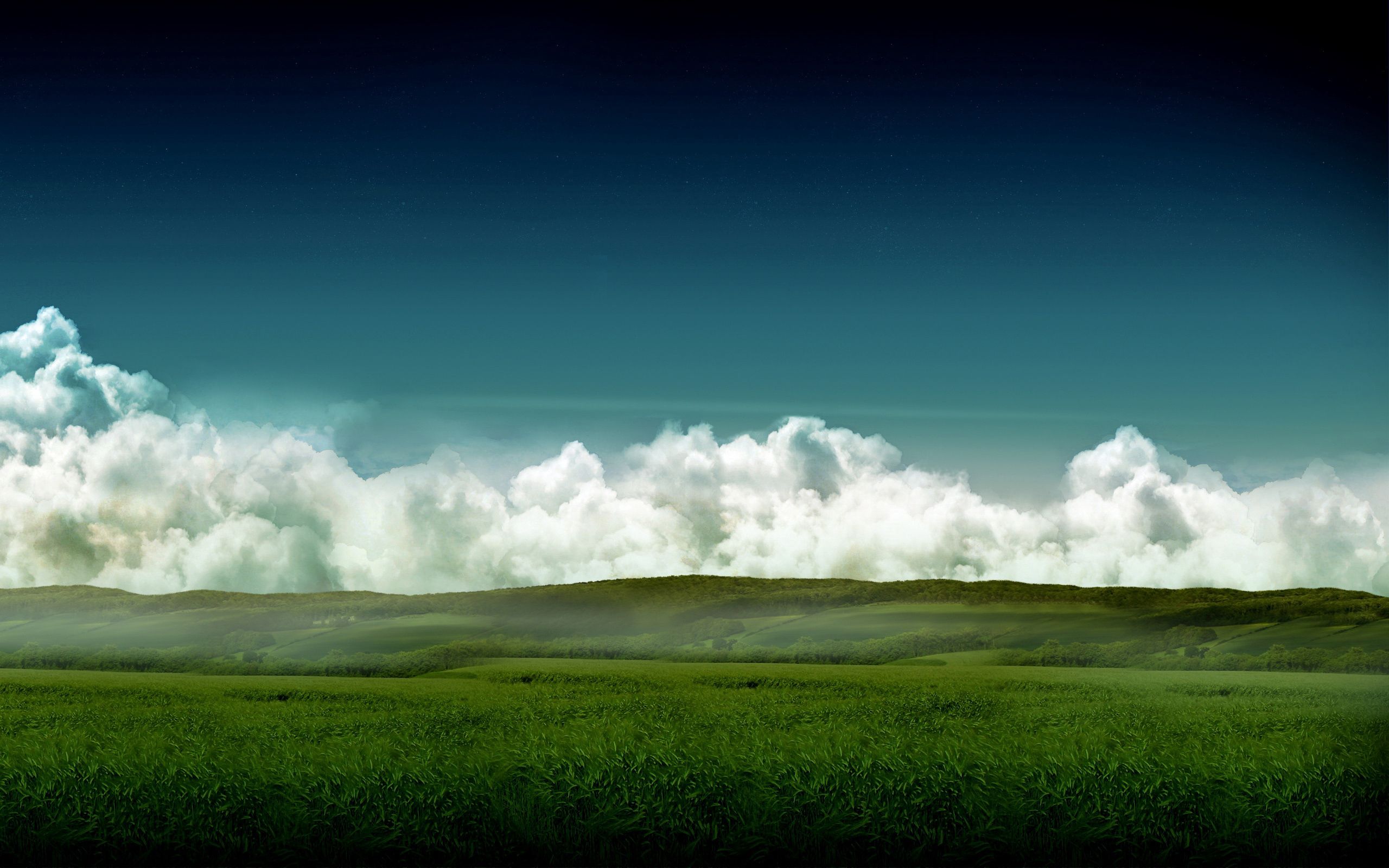 58044 Hintergrundbild herunterladen natur, grass, felder, sky, clouds, sommer, grün, farbe, farben, dunst, haze, spur, wiesen, volumetrisch, voluminösen - Bildschirmschoner und Bilder kostenlos