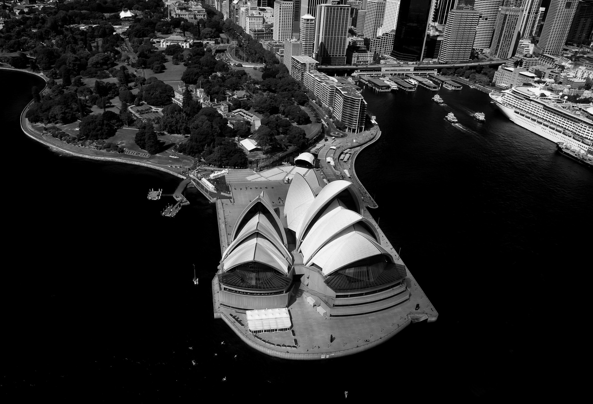 Download mobile wallpaper Building, Australia, Aerial, Sydney Opera House, Man Made, Black & White, Circular Quay, Sydney Harbour for free.