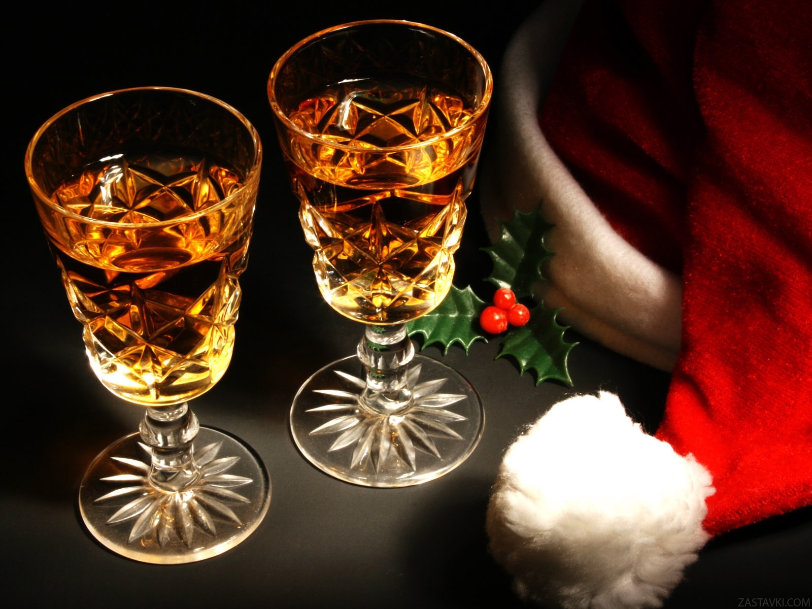 Download mobile wallpaper New Year, Holidays, Christmas Xmas, Drinks for free.