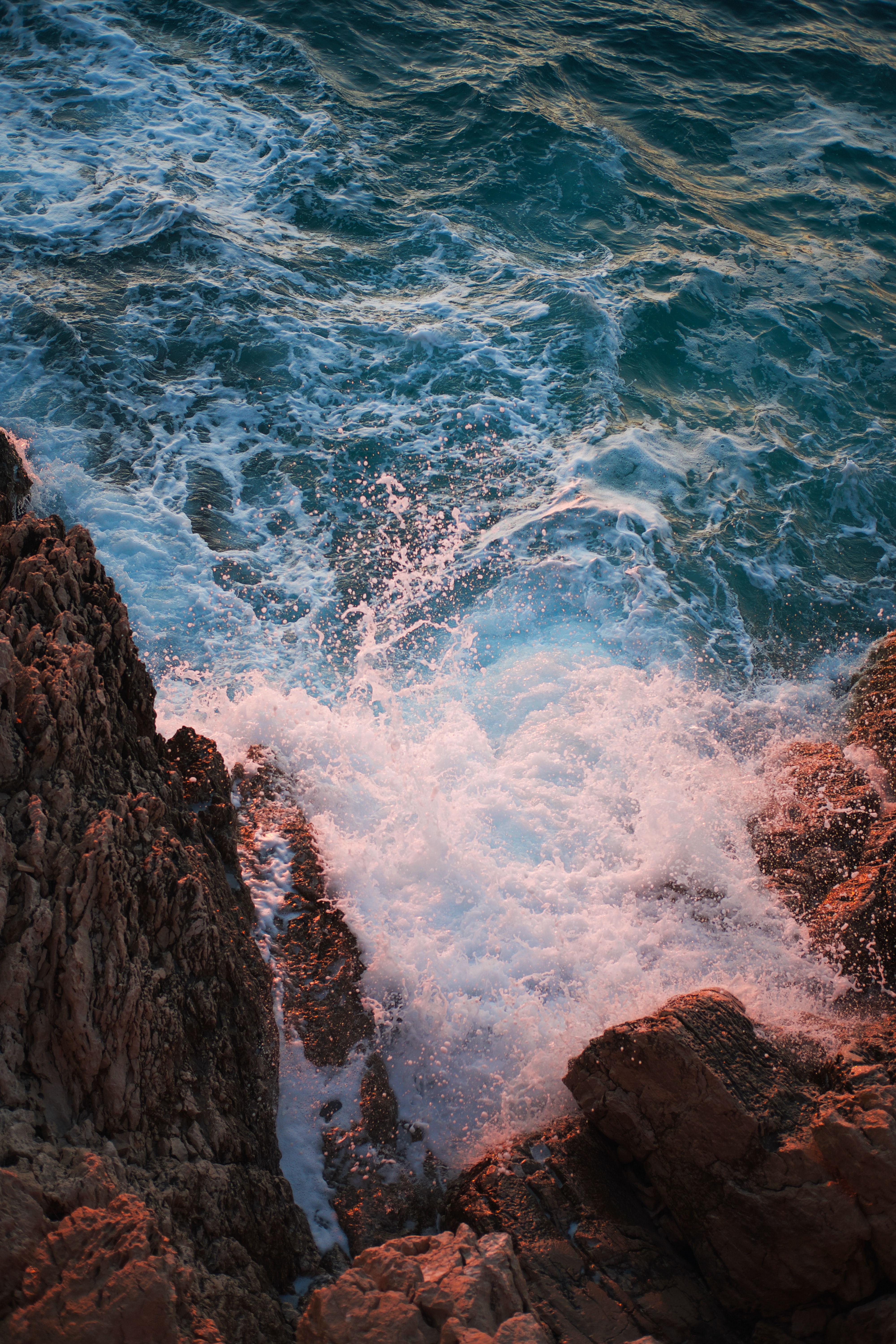 PCデスクトップに波, 岩, 噴射, スプレー, 自然, 水, 海画像を無料でダウンロード