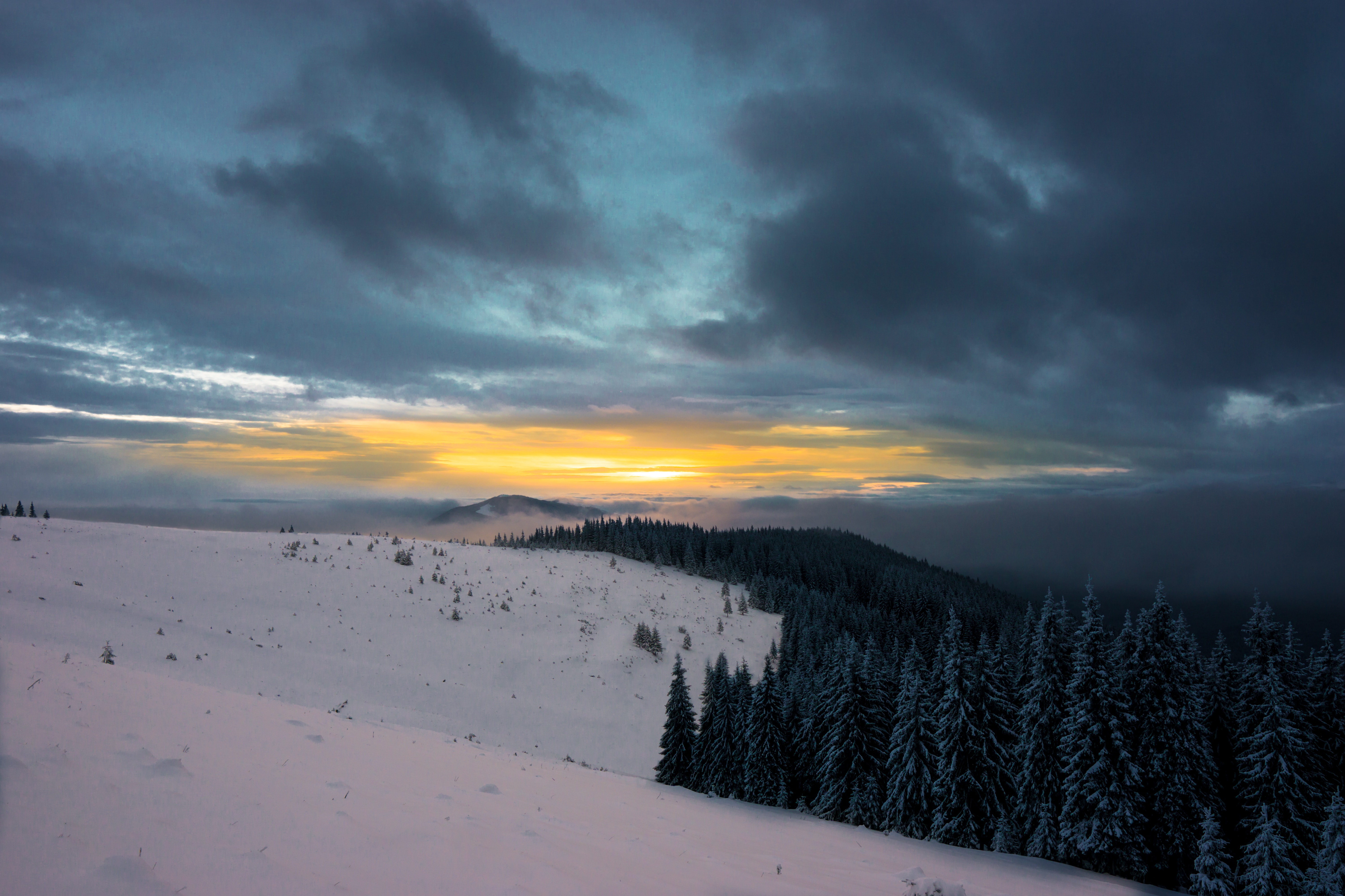 snow, nature, mountains, winter, sunset, sky, clouds, forest, snow covered, snowbound 4K for PC
