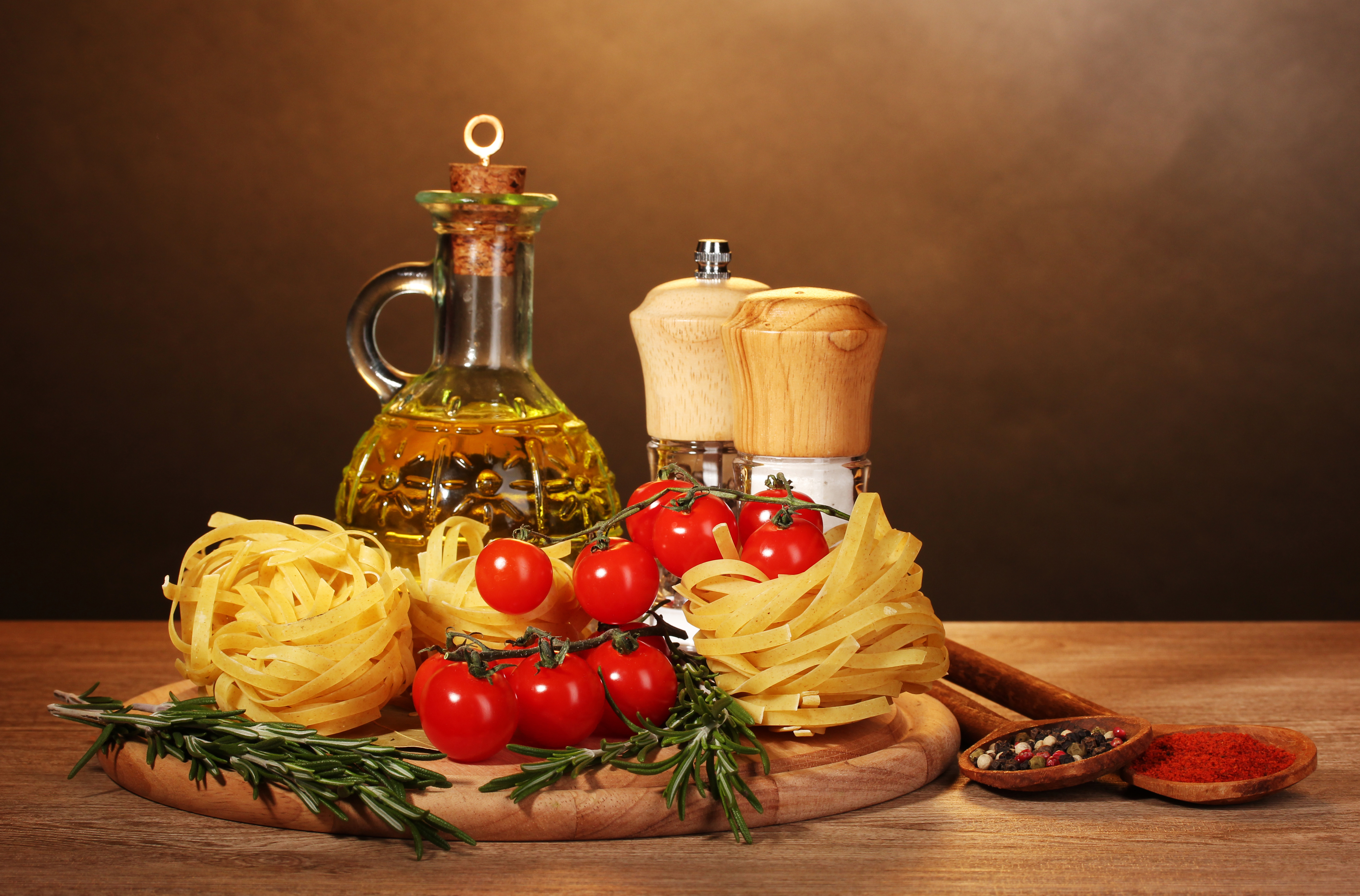 Handy-Wallpaper Öl, Tomate, Pasta, Nahrungsmittel, Stillleben kostenlos herunterladen.