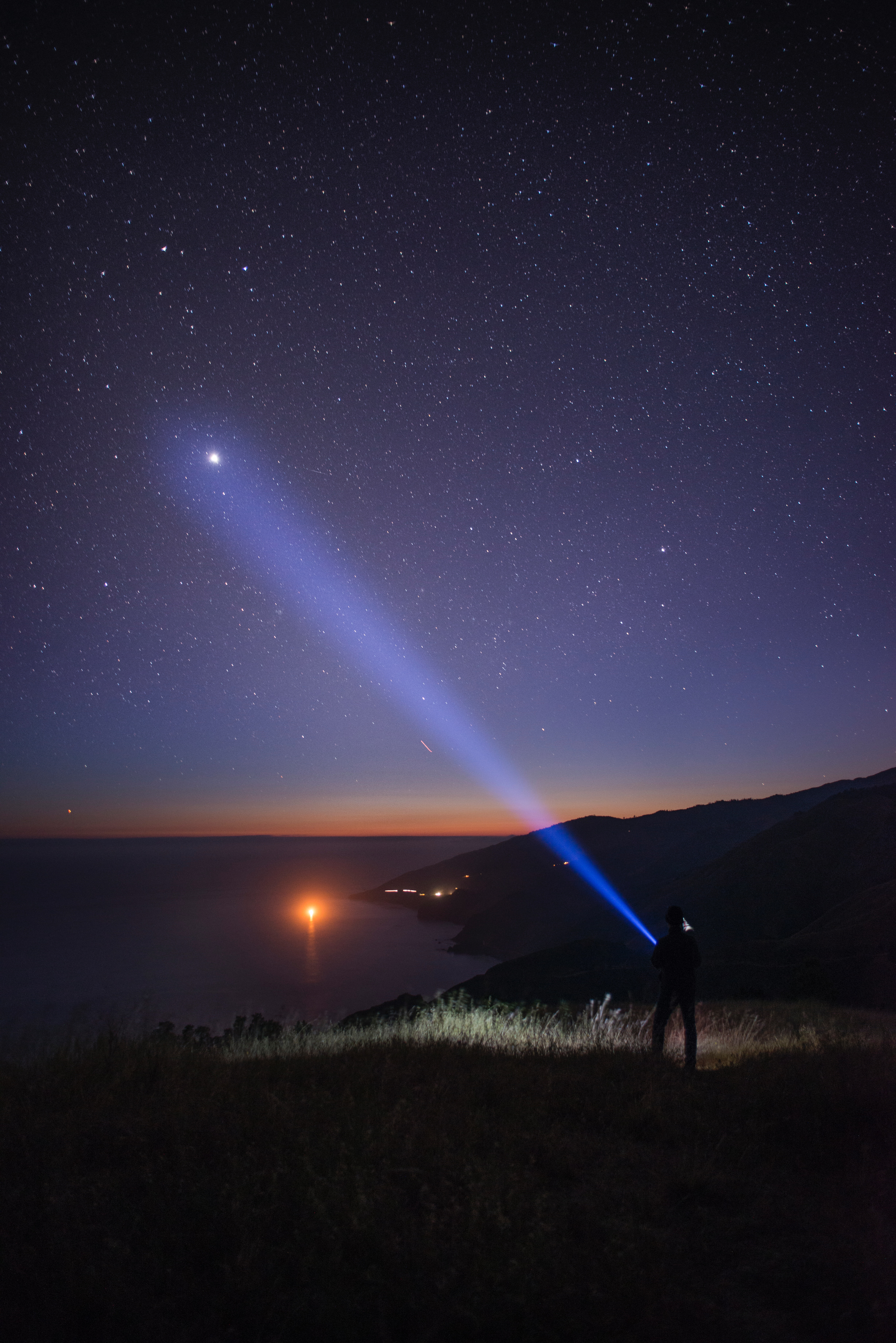nature, night, shine, light, starry sky, loneliness, flashlight 4K Ultra