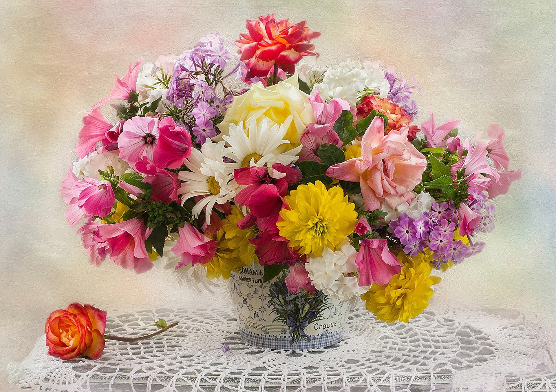 Laden Sie das Blume, Farben, Vase, Bunt, Fotografie, Schal, Stillleben-Bild kostenlos auf Ihren PC-Desktop herunter