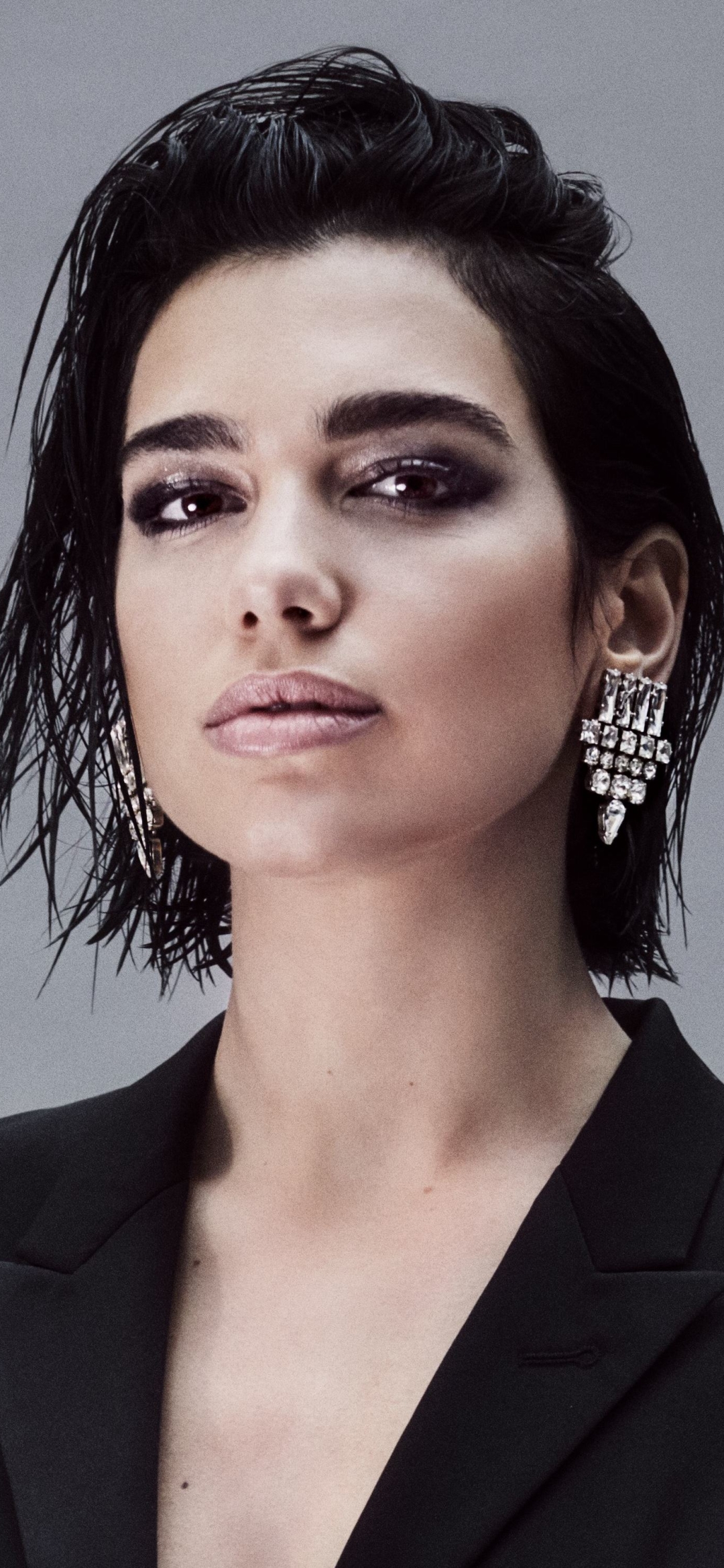 Download mobile wallpaper Music, Singer, English, Earrings, Brown Eyes, Black Hair, Short Hair, Dua Lipa for free.