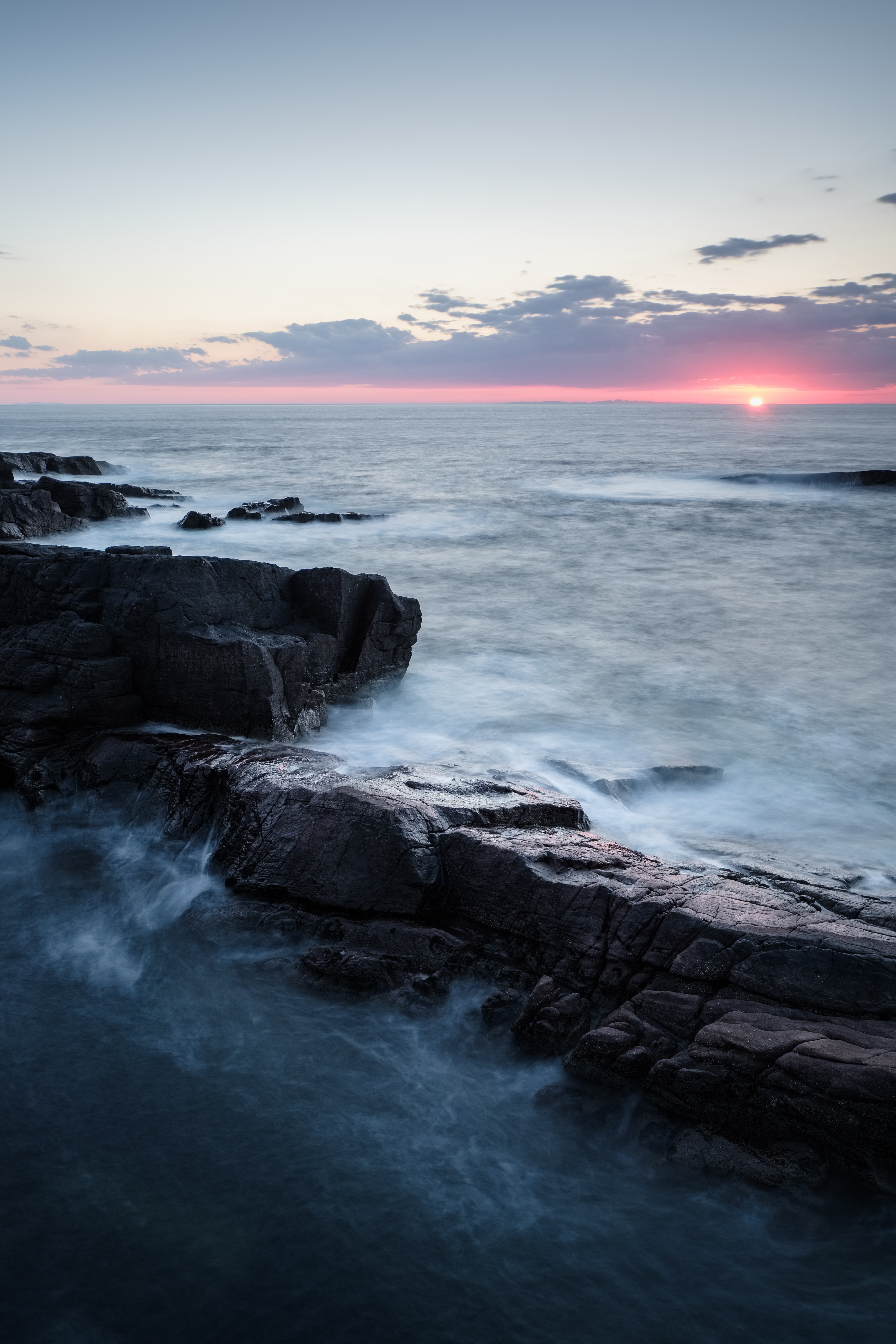 Download mobile wallpaper Rock, Horizon, Sunset, Waves, Nature for free.
