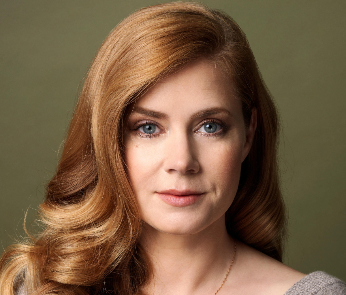 Download mobile wallpaper Redhead, Face, Blue Eyes, American, Celebrity, Actress, Amy Adams for free.