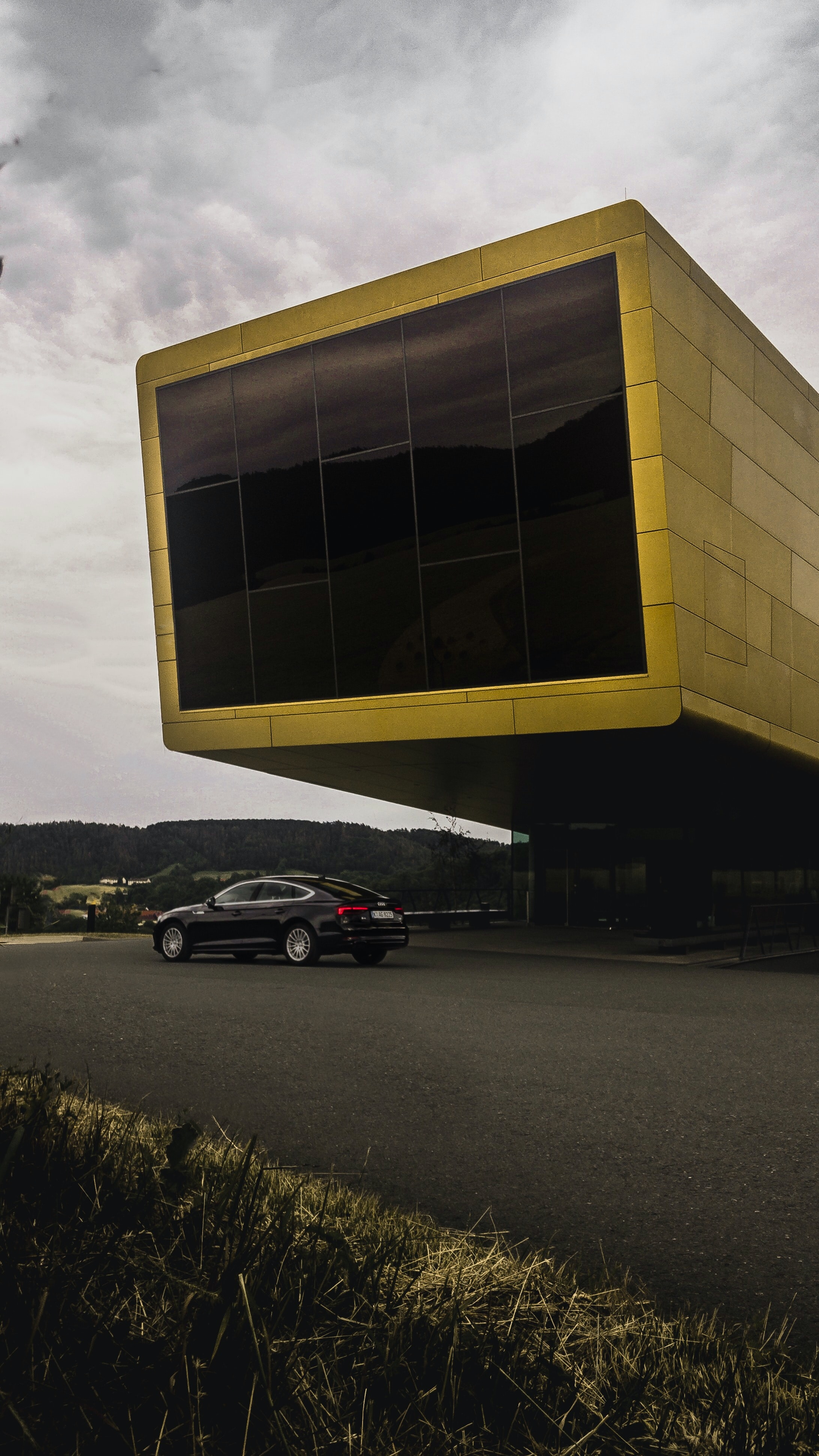 Handy-Wallpaper Cars, Gebäude, Wagen, Architektur, Auto, Audi kostenlos herunterladen.