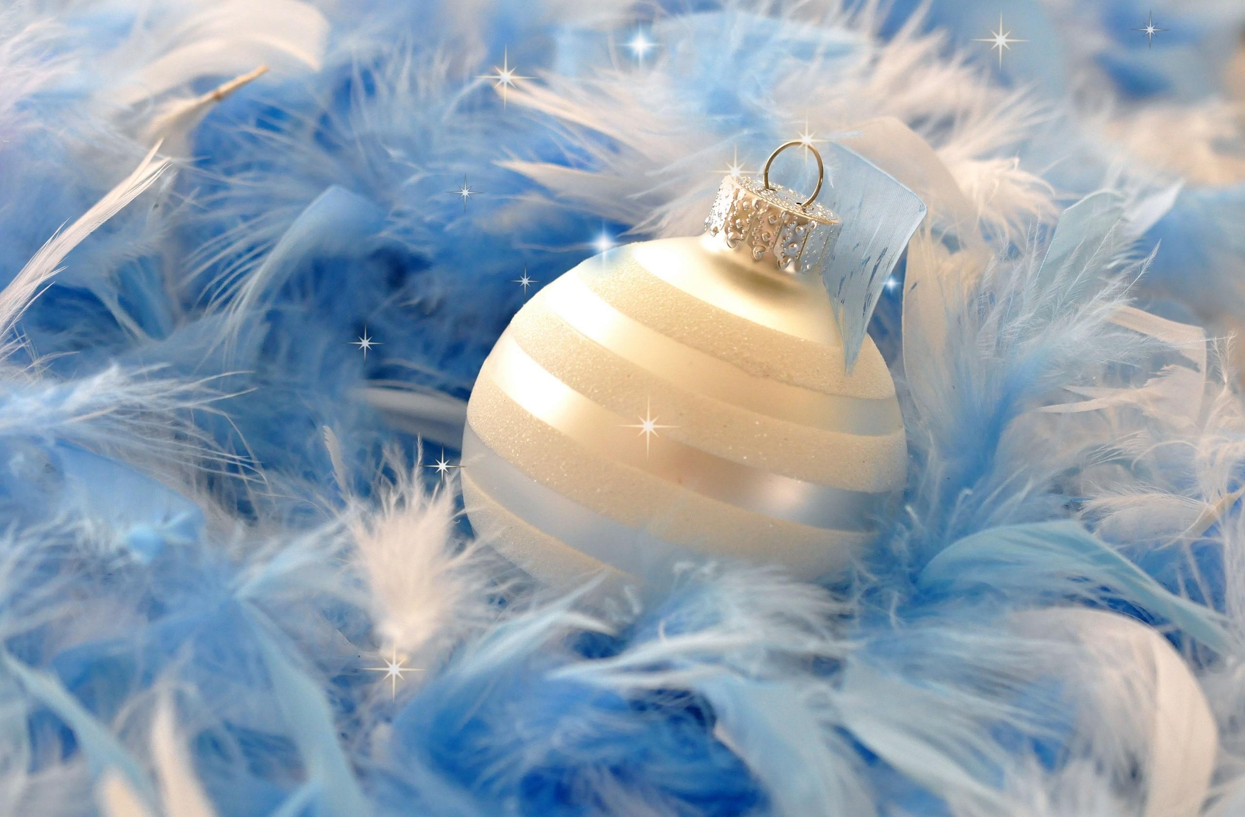 close up, holidays, christmas tree toy, feather, blue, ball HD wallpaper