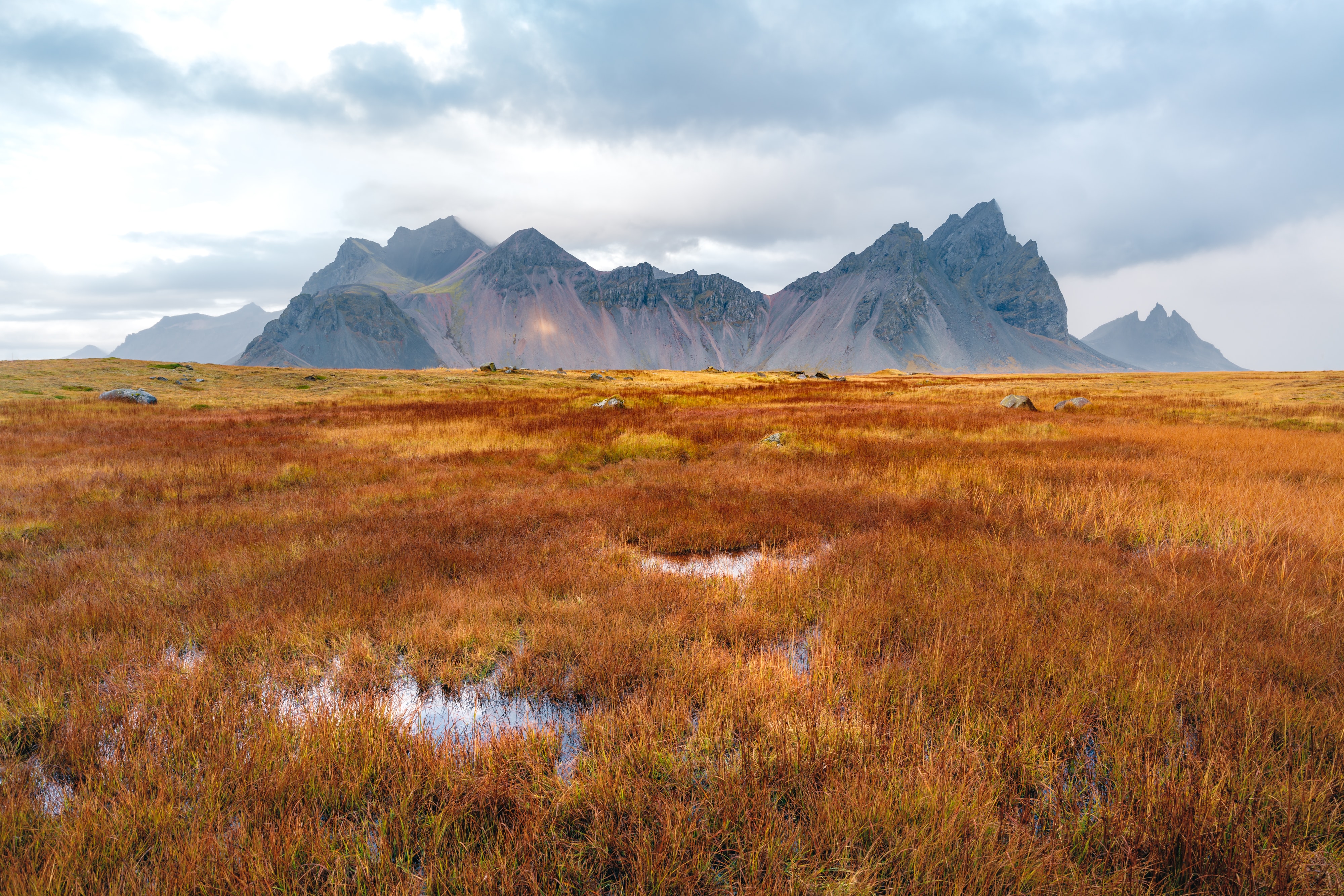 Скачать обои бесплатно Горы, Гора, Исландия, Земля/природа, Вестрахорн картинка на рабочий стол ПК