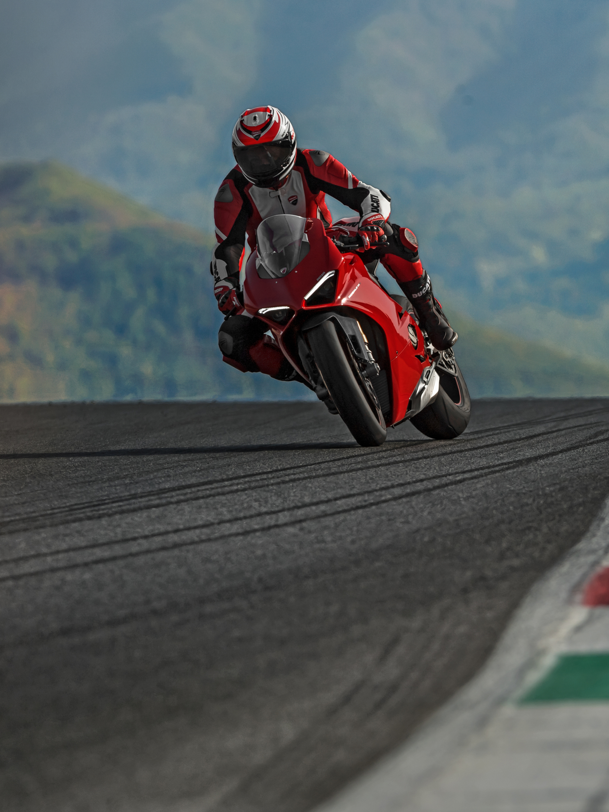 Baixar papel de parede para celular de Motocicletas, Ducati, Motocicleta, Veículo, Veículos gratuito.