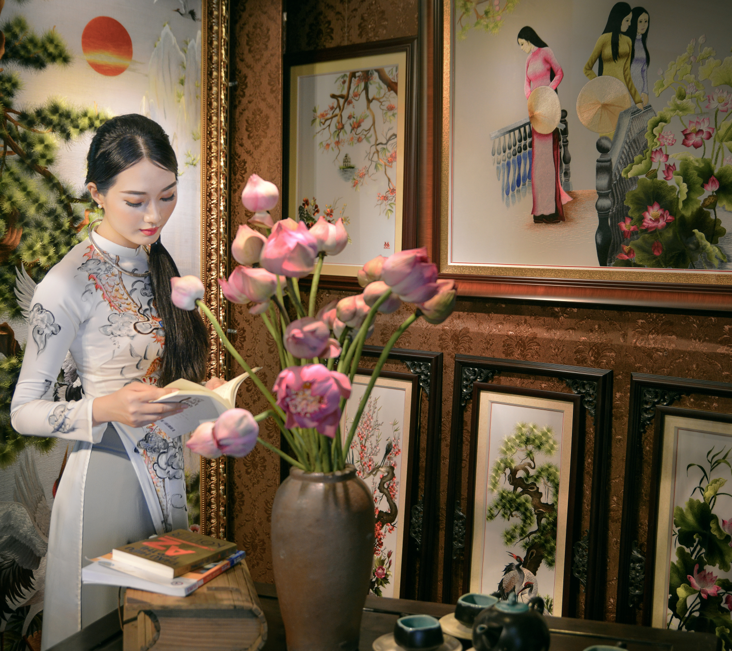 Download mobile wallpaper Flower, Bouquet, Book, Painting, Women, Necklace, Asian, Vietnamese, Ao Dai for free.