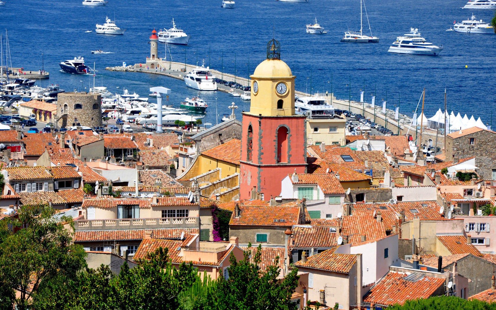 Die besten Saint Tropez-Hintergründe für den Telefonbildschirm