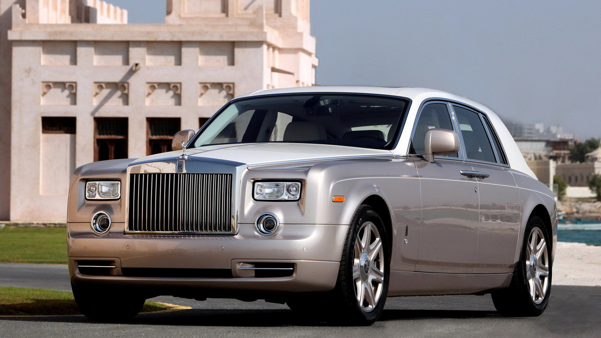 Téléchargez des papiers peints mobile Rolls Royce, Voiture, Véhicules, Voiture D'argent, Rolls Royce Phantom, Voiture Pleine Grandeur gratuitement.