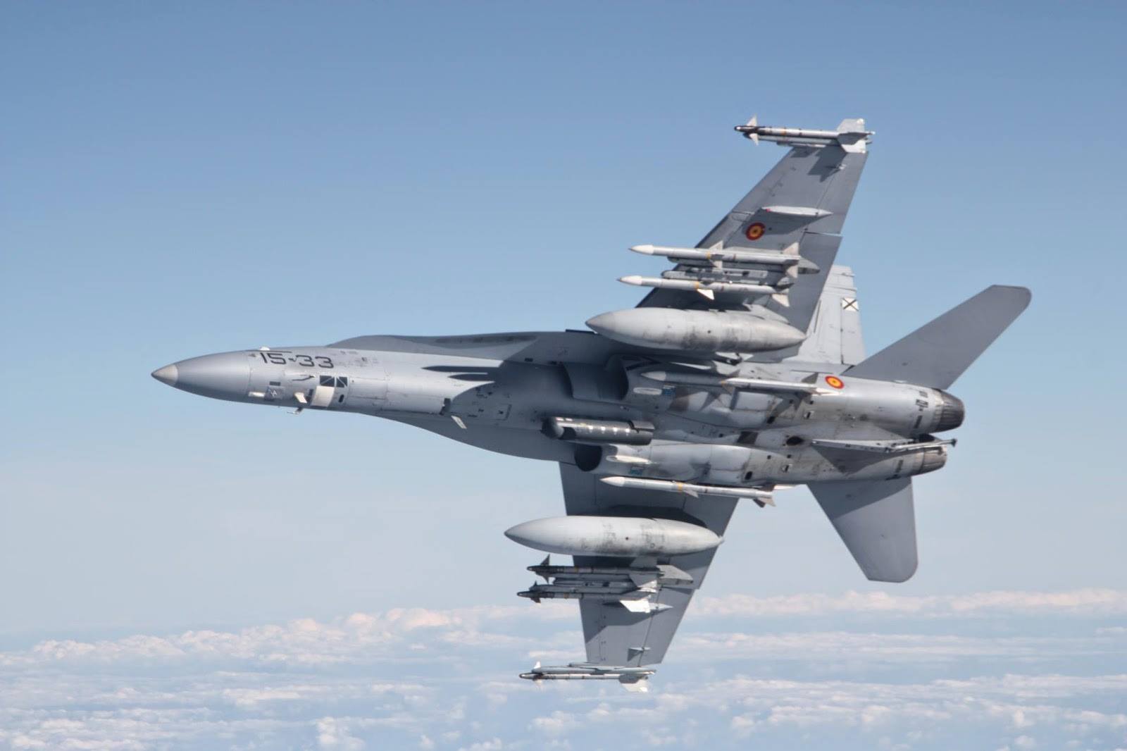 Завантажити шпалери безкоштовно Військовий, Boeing F/a 18E/f Super Hornet, Реактивні Винищувачі картинка на робочий стіл ПК