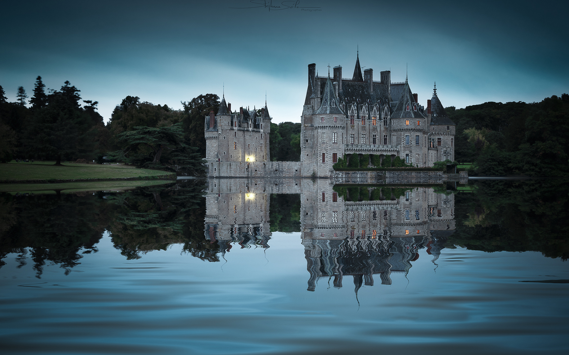 PCデスクトップに城, 反射, フランス, 池, ホテル, マンメイド画像を無料でダウンロード