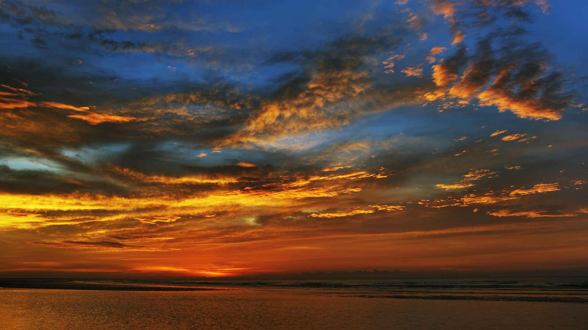 Free download wallpaper Water, Sunset, Sky, Ocean, Earth, Cloud on your PC desktop