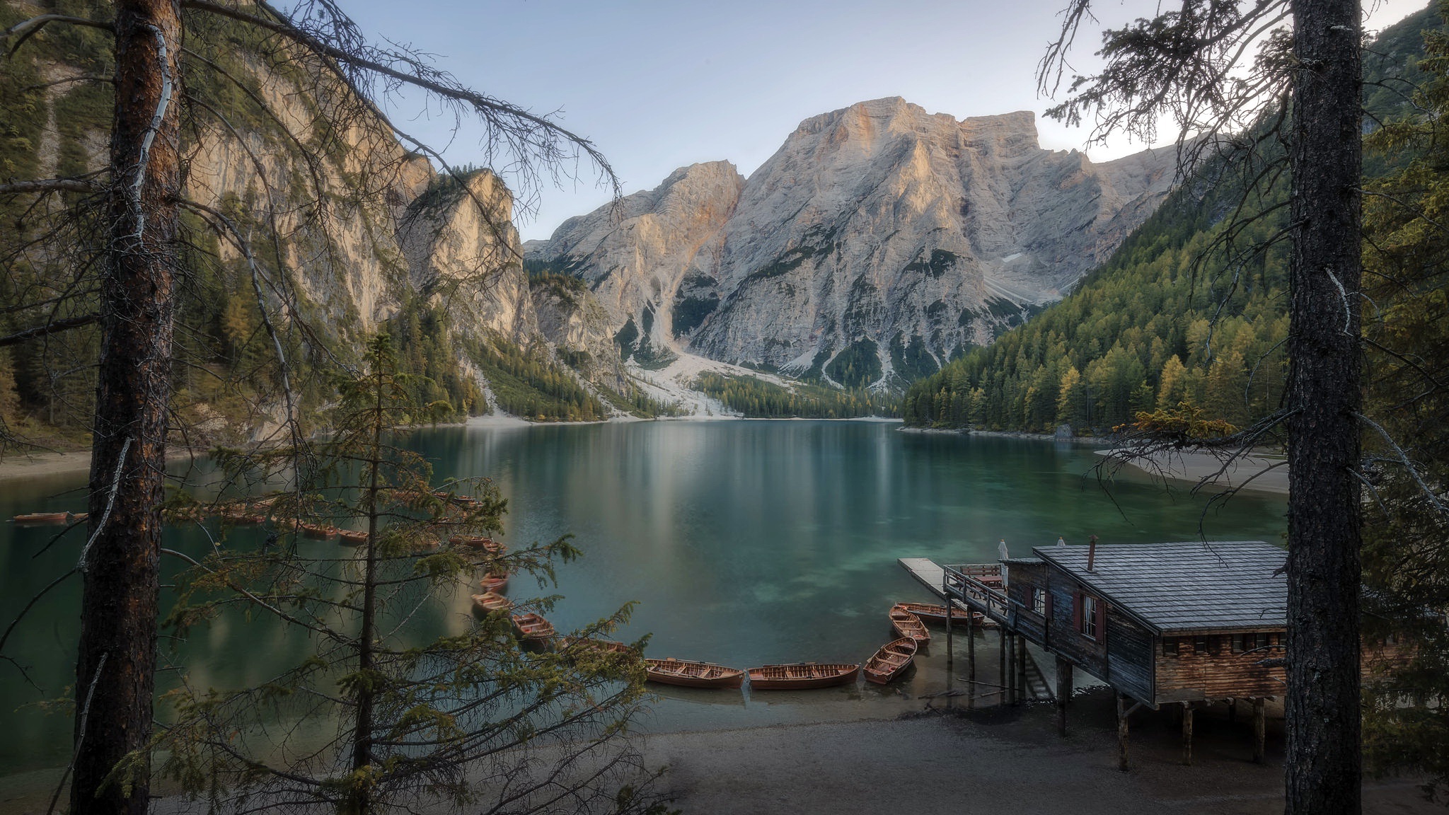 Download mobile wallpaper Lakes, Mountain, Lake, Photography, Pragser Wildsee for free.