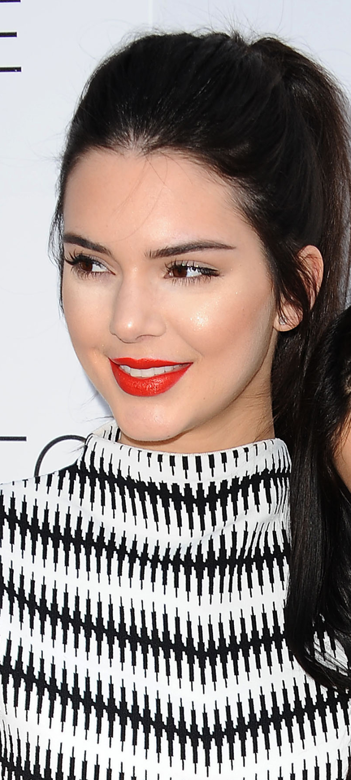 Download mobile wallpaper Celebrity, Kylie Jenner for free.
