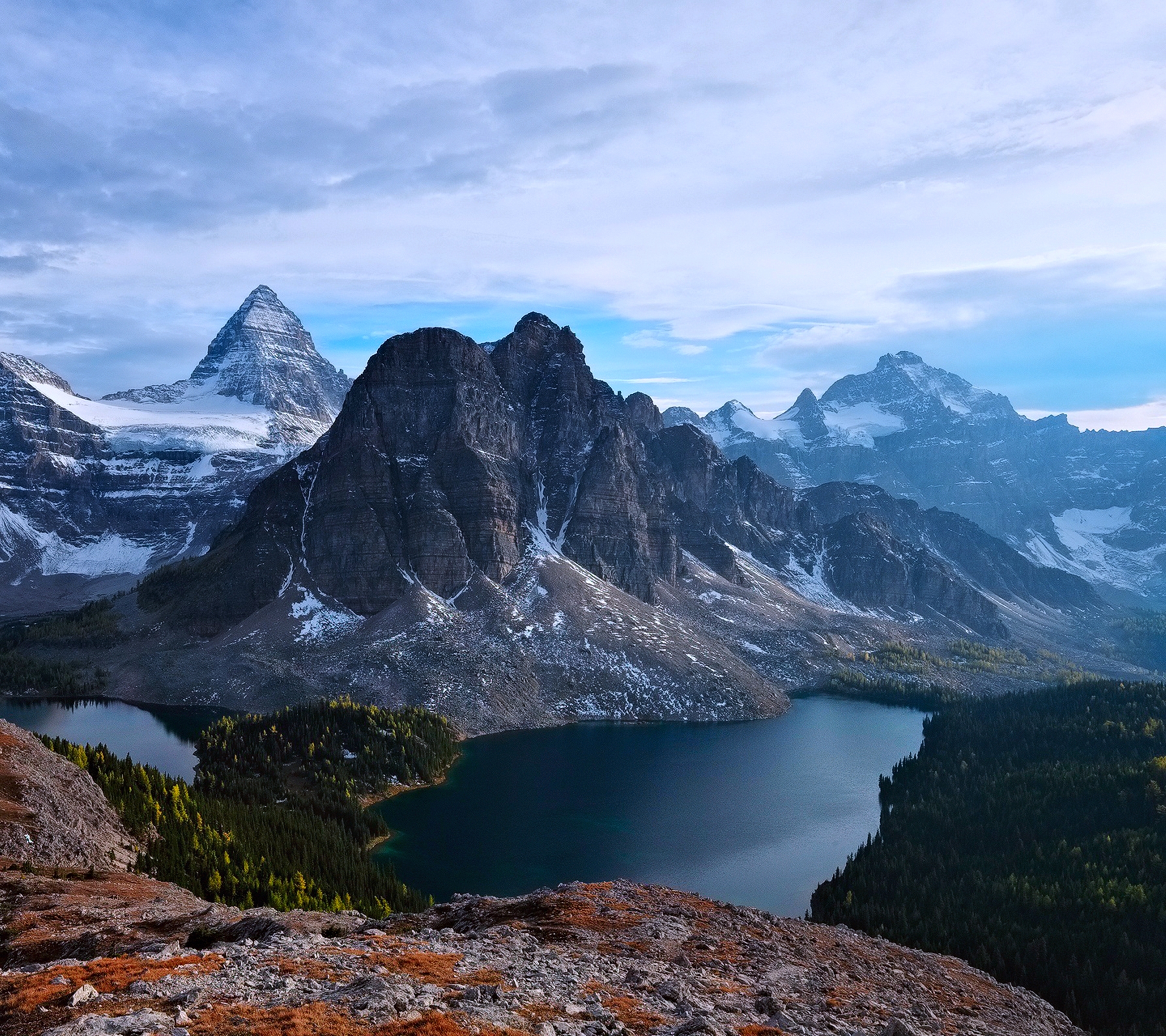 1122114 télécharger le fond d'écran terre/nature, mont assiniboine, colombie britannique, la nature, canada, paysage, lac, montagnes - économiseurs d'écran et images gratuitement