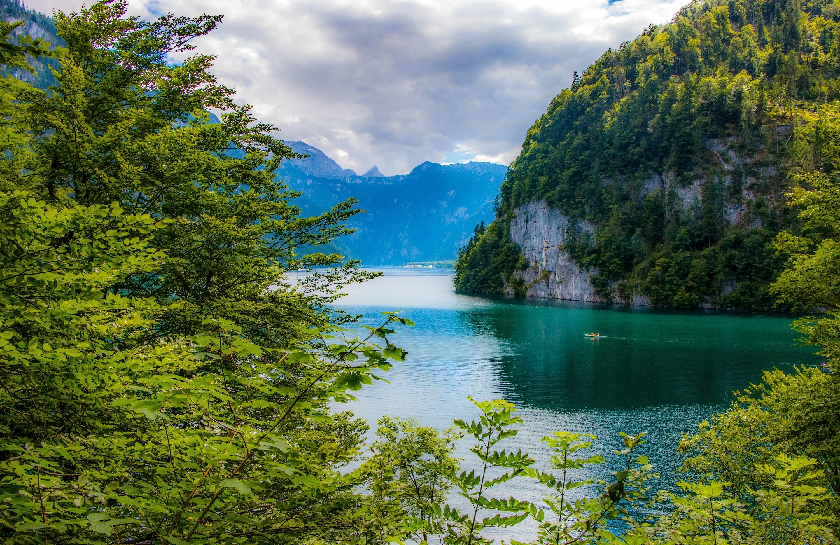 Free download wallpaper Lakes, Mountain, Lake, Alps, Earth on your PC desktop