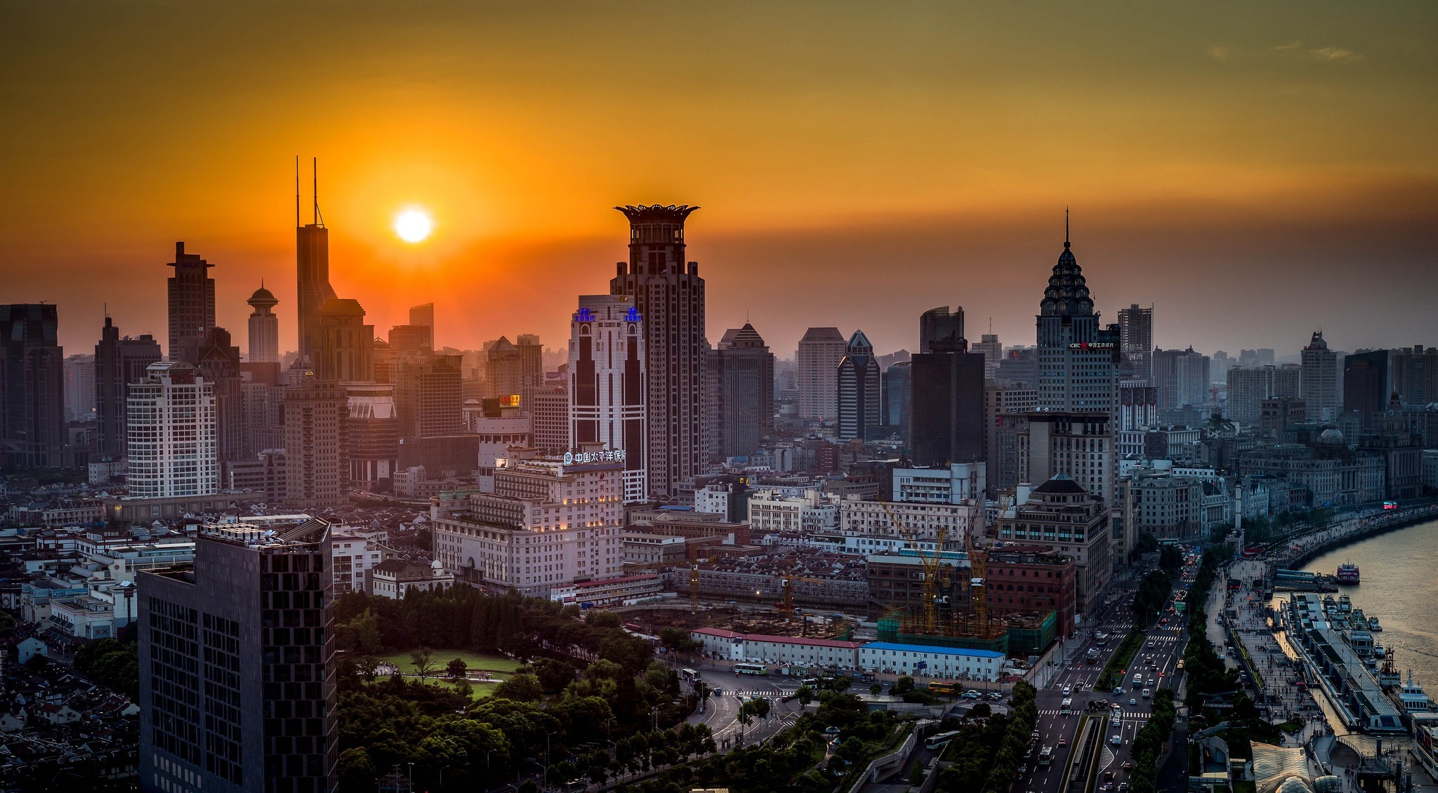 Descarga gratis la imagen Ciudades, Espera, Shanghái, Hecho Por El Hombre, República Popular China en el escritorio de tu PC
