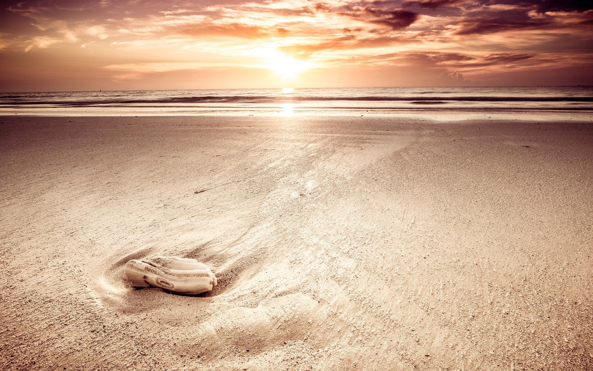 Download mobile wallpaper Nature, Sky, Sand, Sea, Light, Shine, Beach for free.