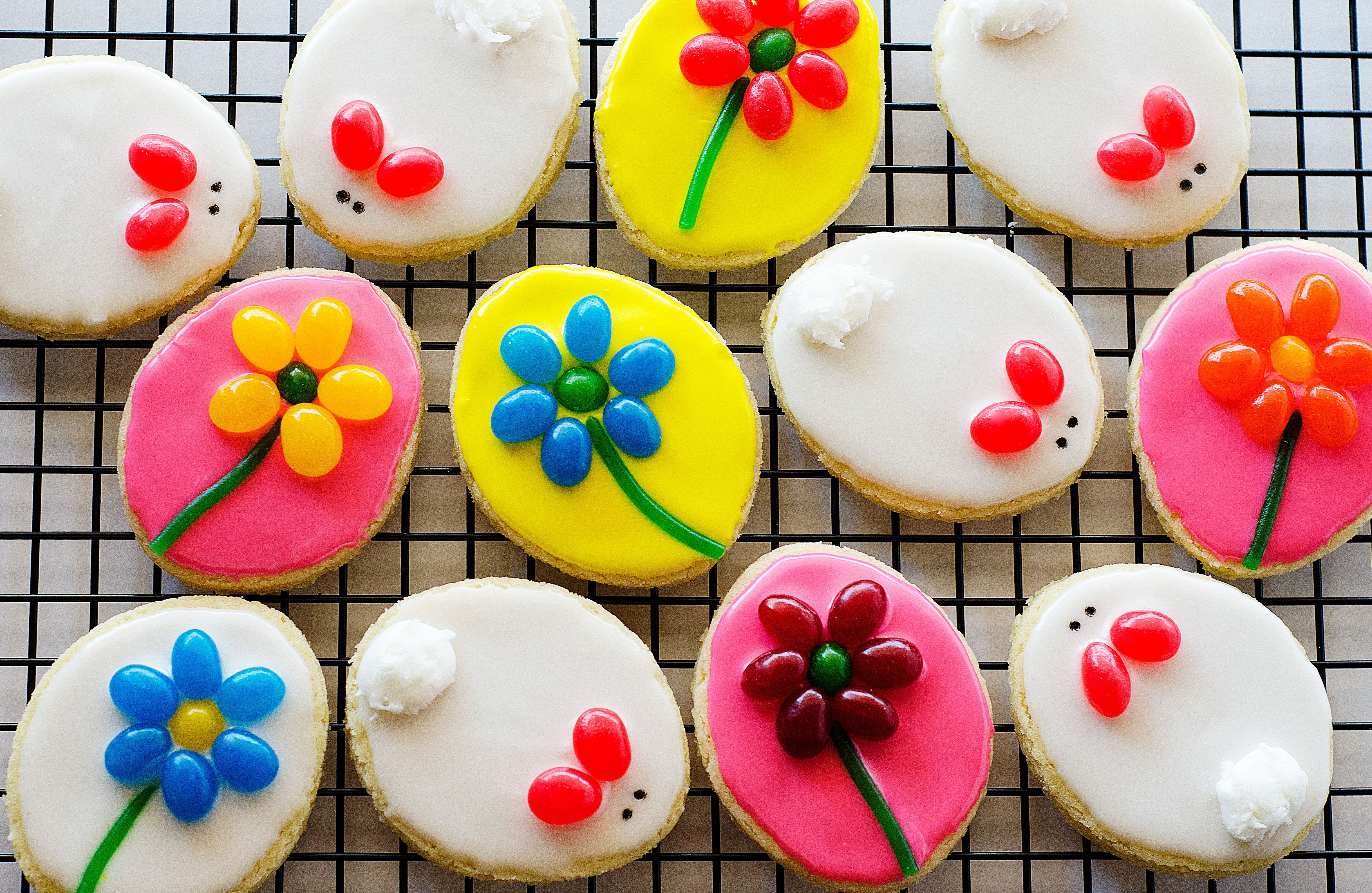 Download mobile wallpaper Food, Easter, Flower, Holiday, Colorful, Cookie, Bunny for free.