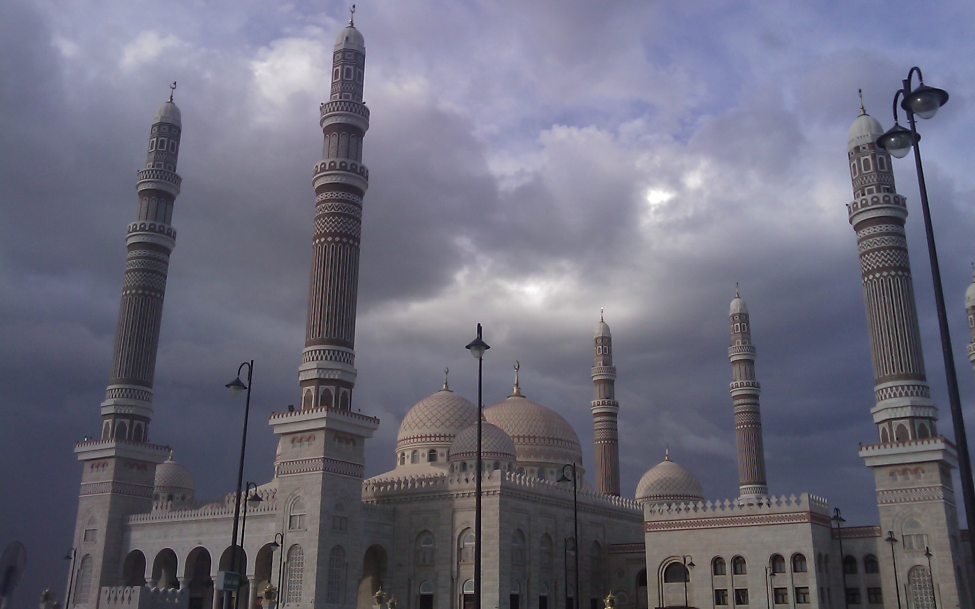 325289 Hintergrundbild herunterladen religiös, al saleh moschee, moscheen - Bildschirmschoner und Bilder kostenlos