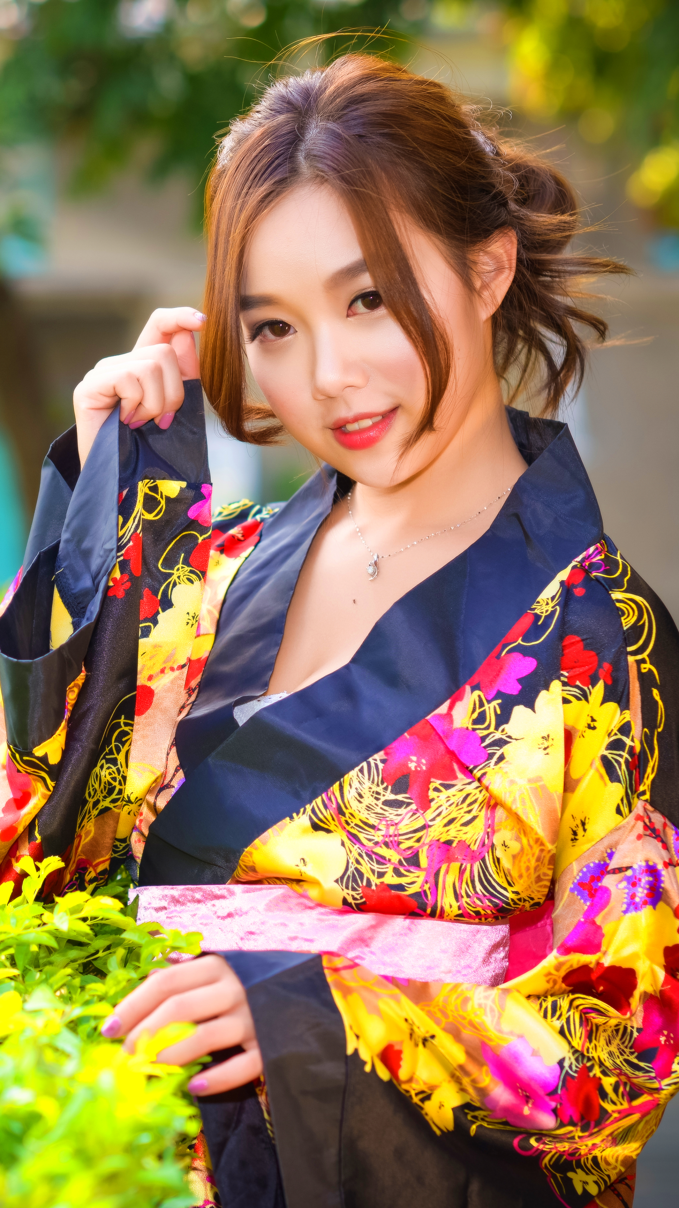 Download mobile wallpaper Kimono, Brunette, Model, Women, Asian, Brown Eyes, Depth Of Field for free.