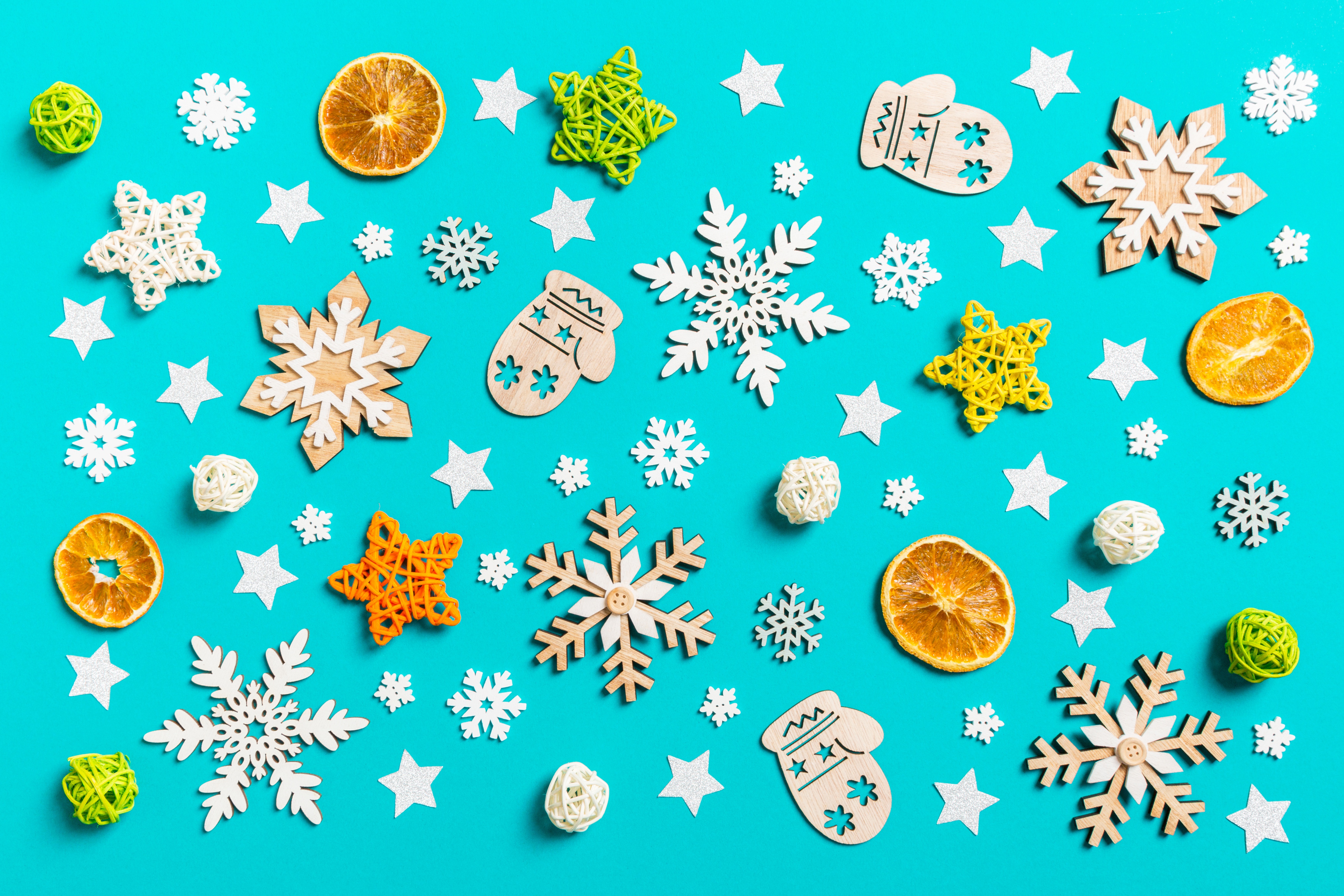 Download mobile wallpaper Christmas, Holiday, Snowflake, Star, Tangerine for free.