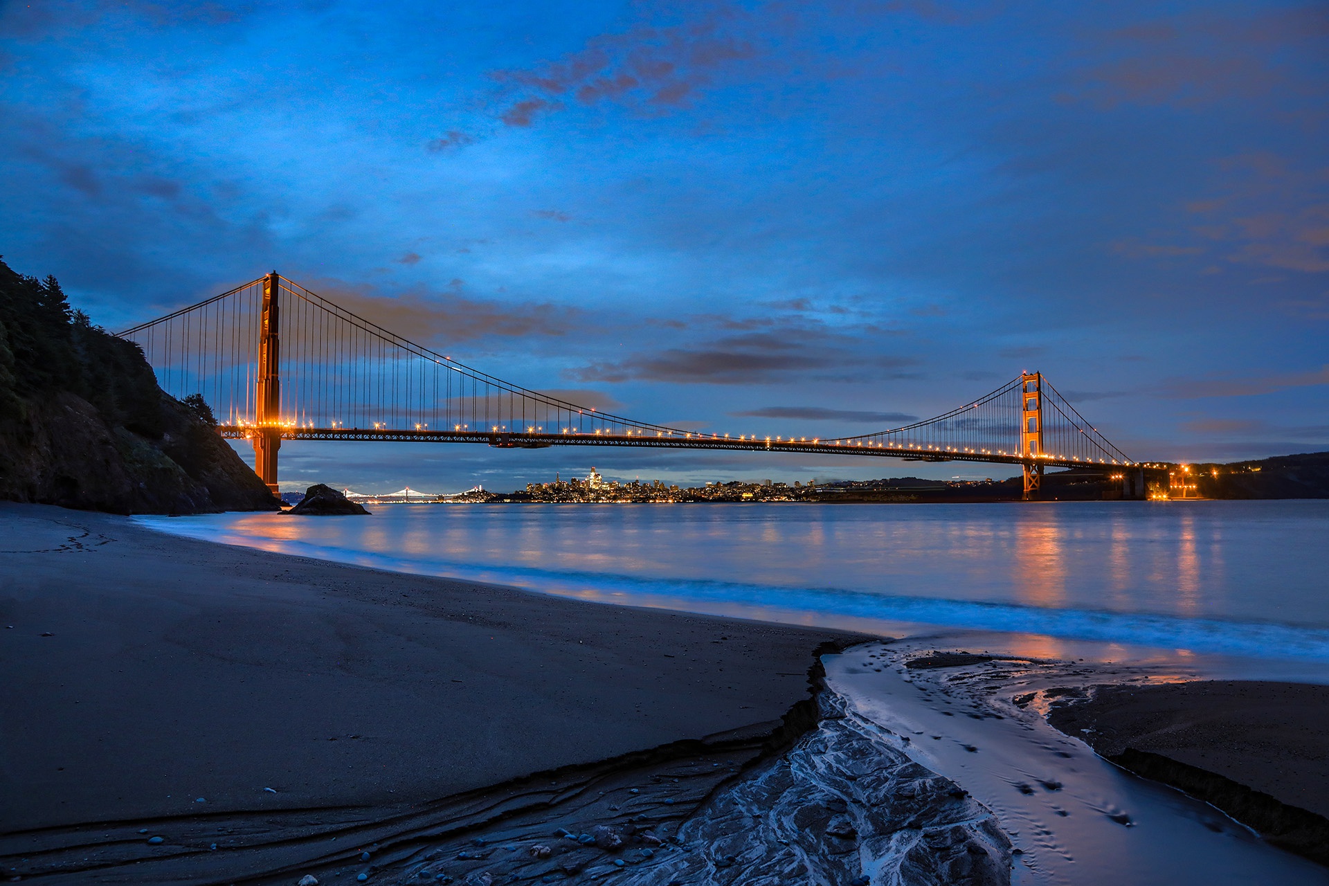 Скачать обои бесплатно Мосты, Небо, Ночь, Пляж, Мост, Сан Франциско, Золотые Ворота, Сделано Человеком картинка на рабочий стол ПК
