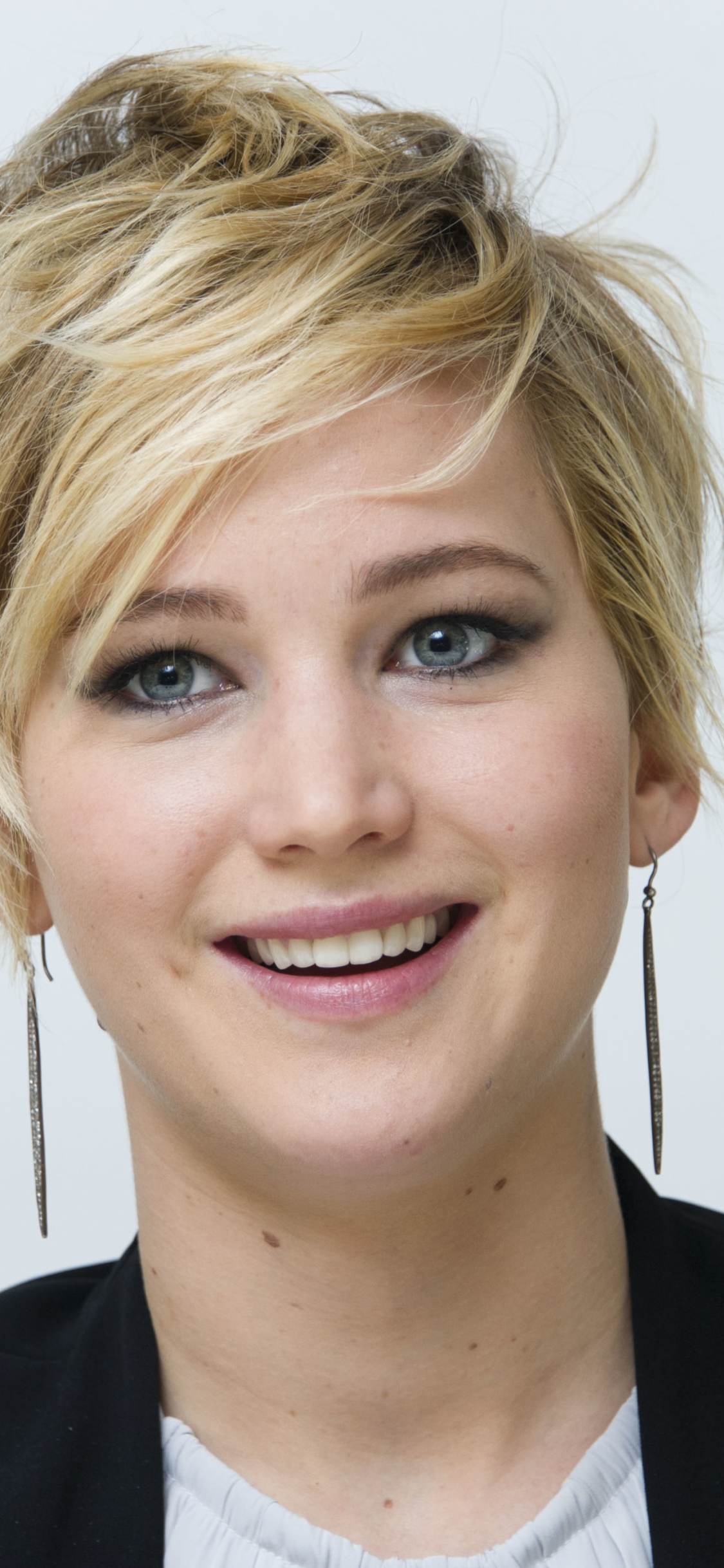 Download mobile wallpaper Celebrity, Jennifer Lawrence for free.