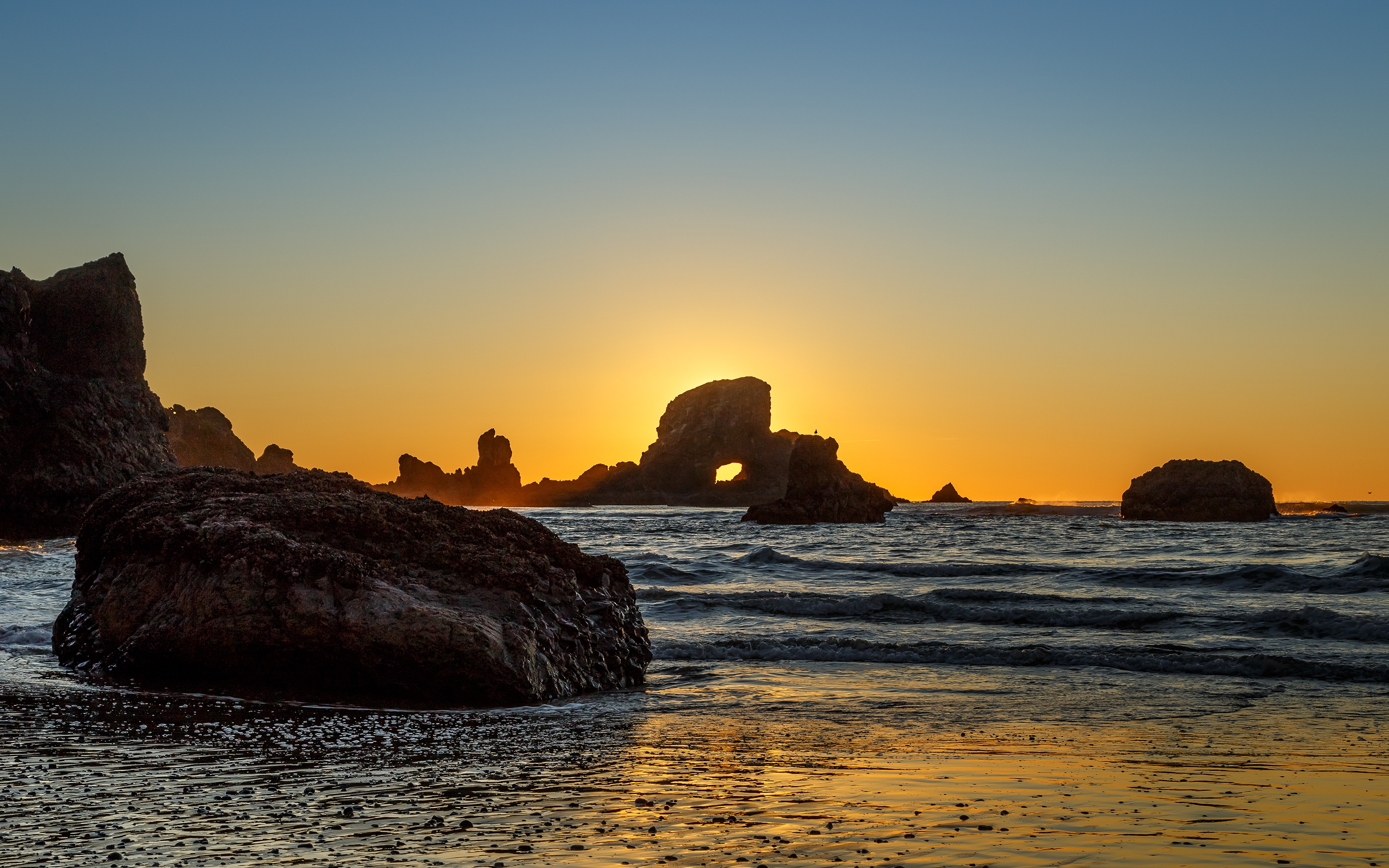 Descarga gratuita de fondo de pantalla para móvil de Naturaleza, Horizonte, Océano, Arco Natural, Atardecer, Tierra/naturaleza.