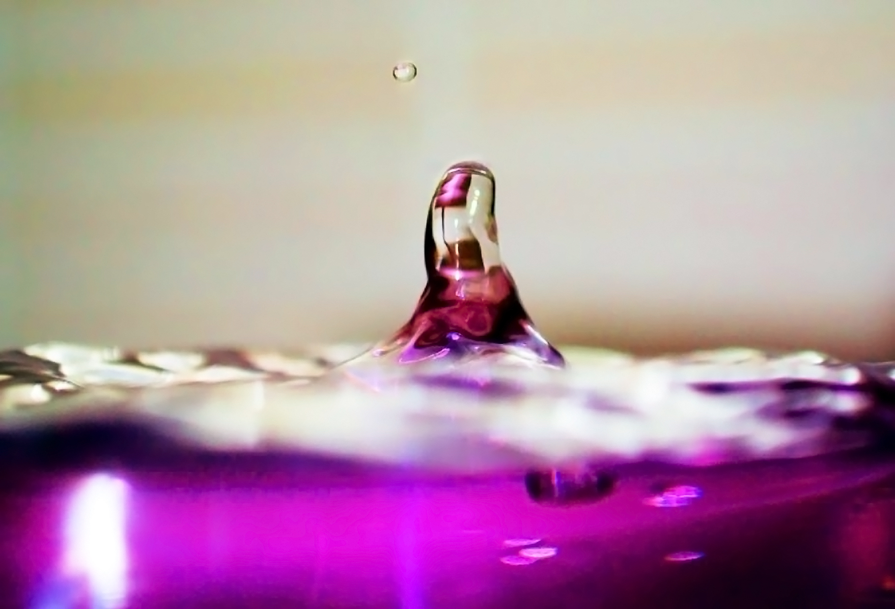 Free download wallpaper Water, Splash, Colors, Purple, Photography, Water Drop on your PC desktop