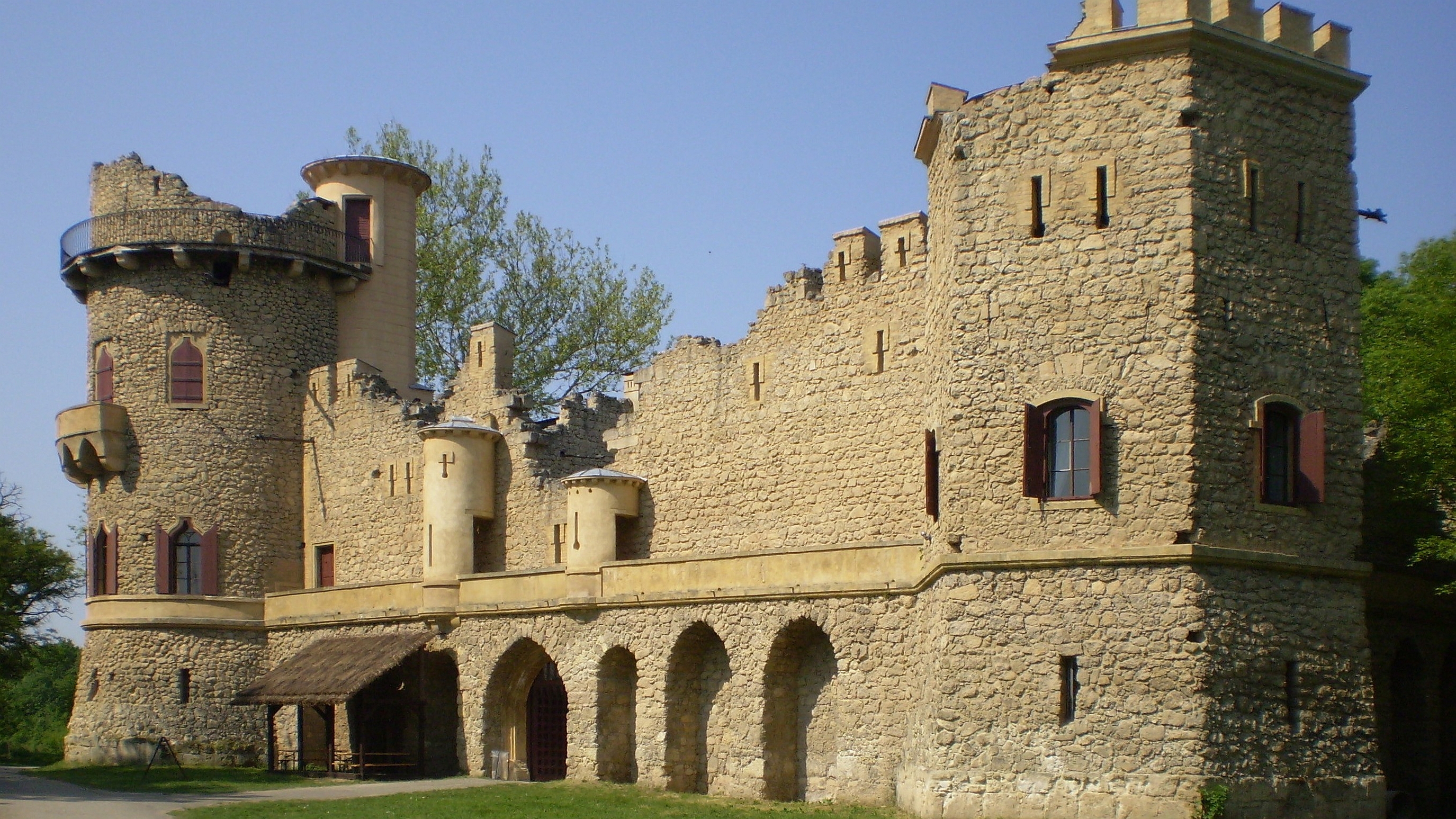 Descargar fondos de escritorio de Castillo De Janohrad HD