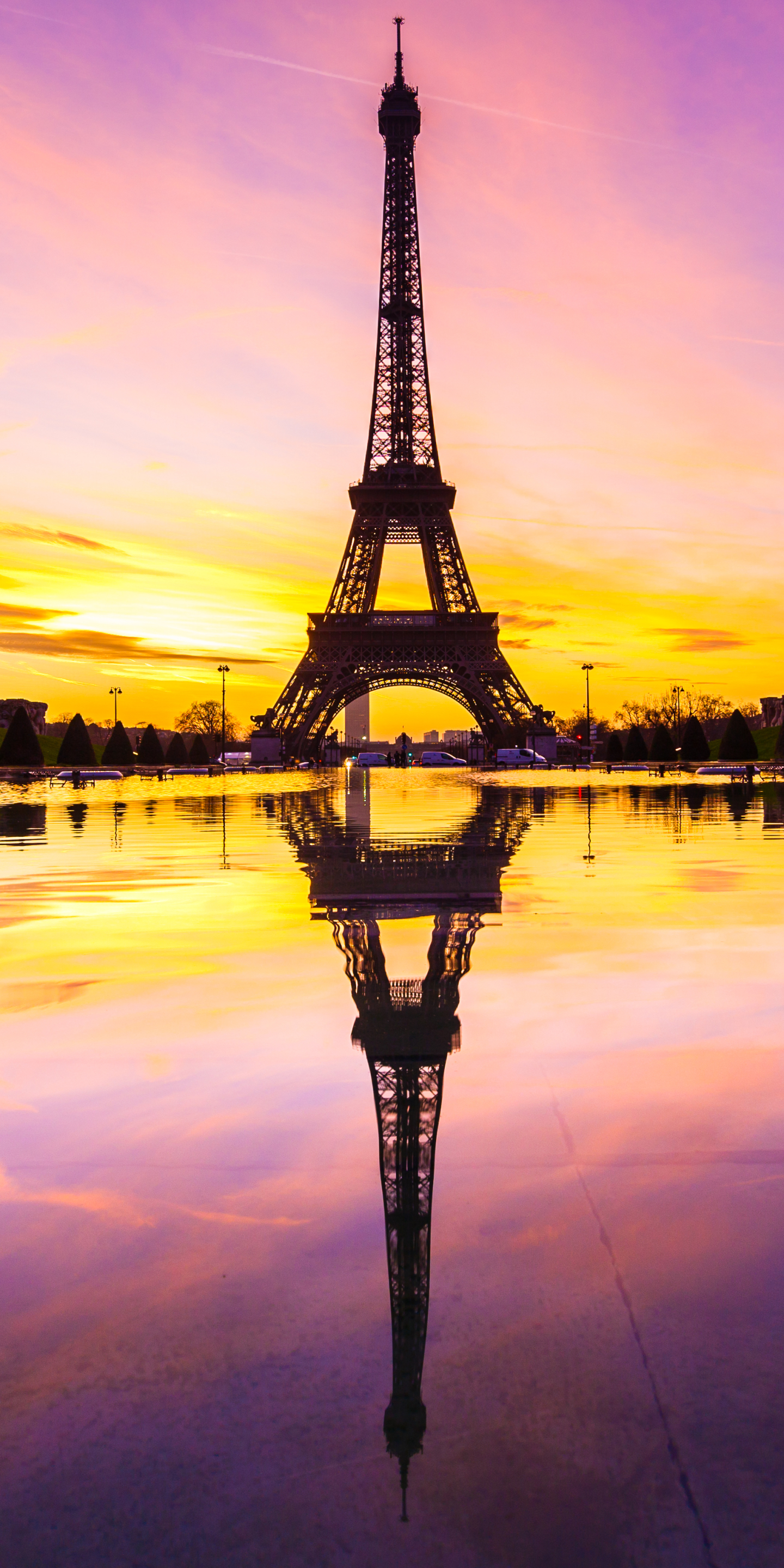 Free download wallpaper Paris, Dawn, Eiffel Tower, Monuments, Reflection, Sunrise, Monument, Man Made on your PC desktop