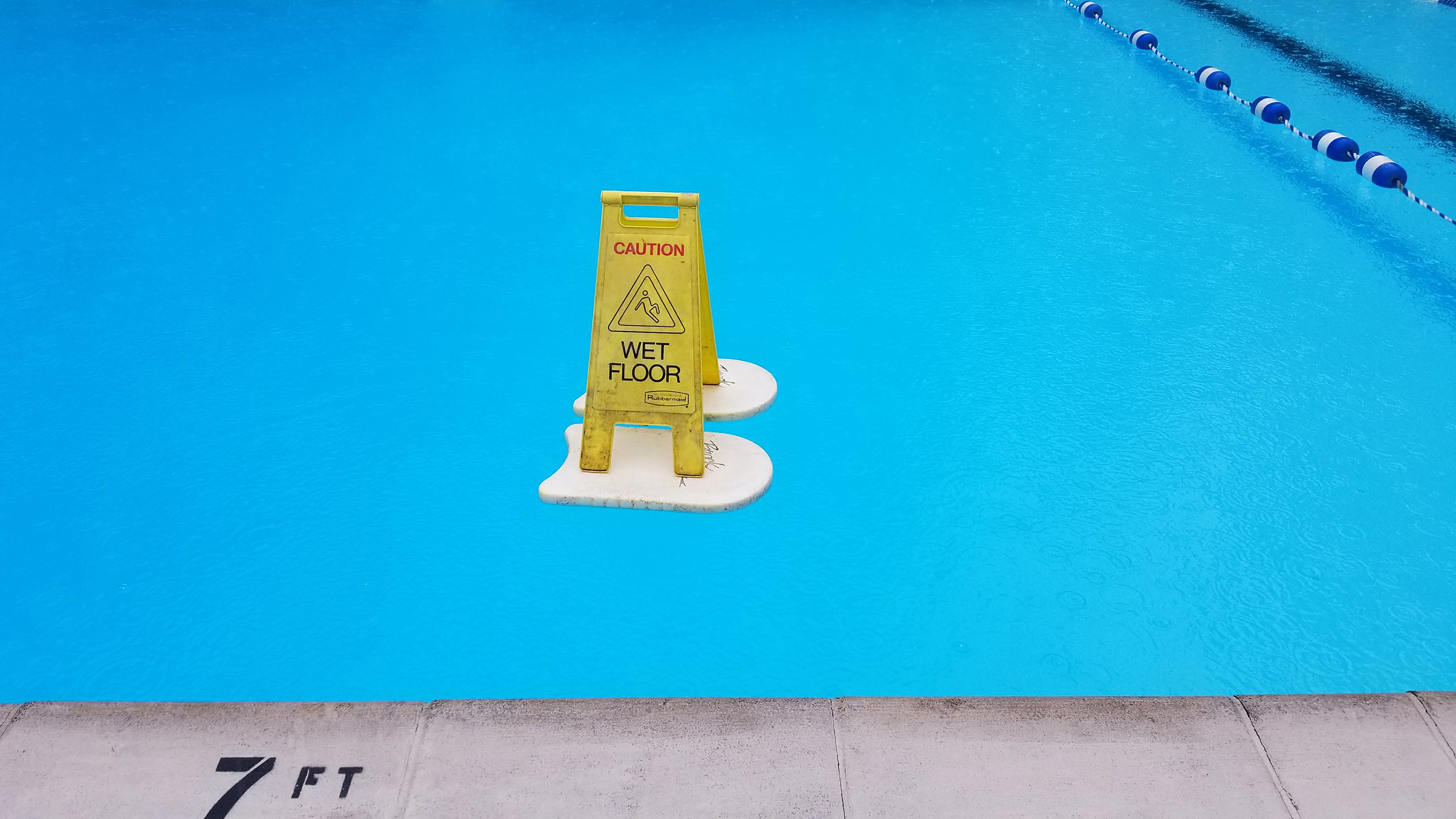 Handy-Wallpaper Humor, Schwimmbad kostenlos herunterladen.