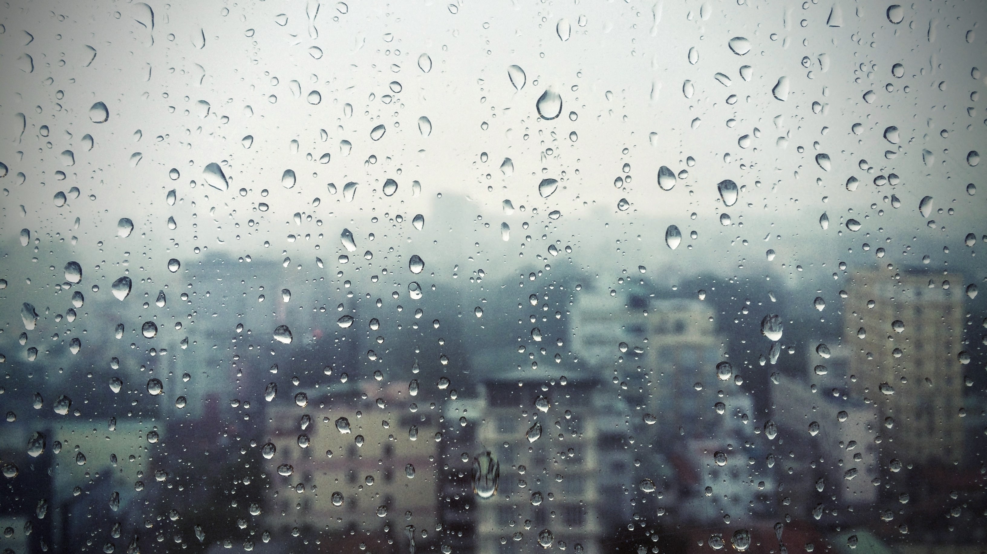 無料モバイル壁紙ガラス, グラス, 窓, 滴, 建物, 都市, 雨をダウンロードします。